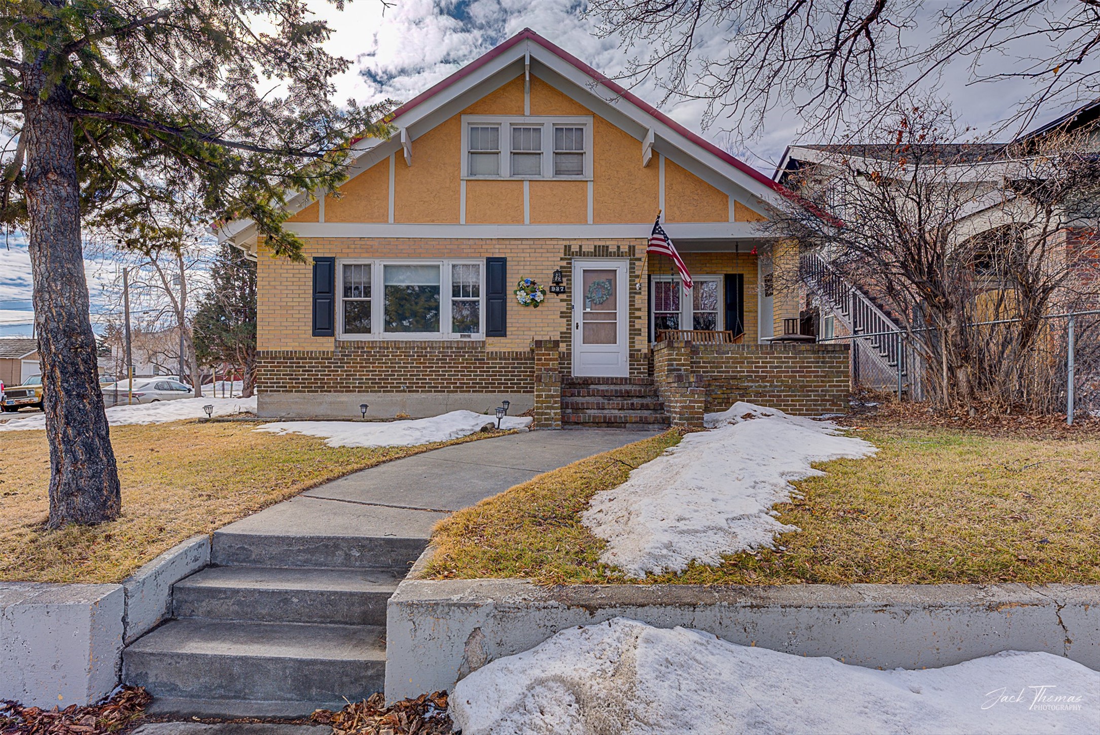 937 11th Avenue Property Photo
