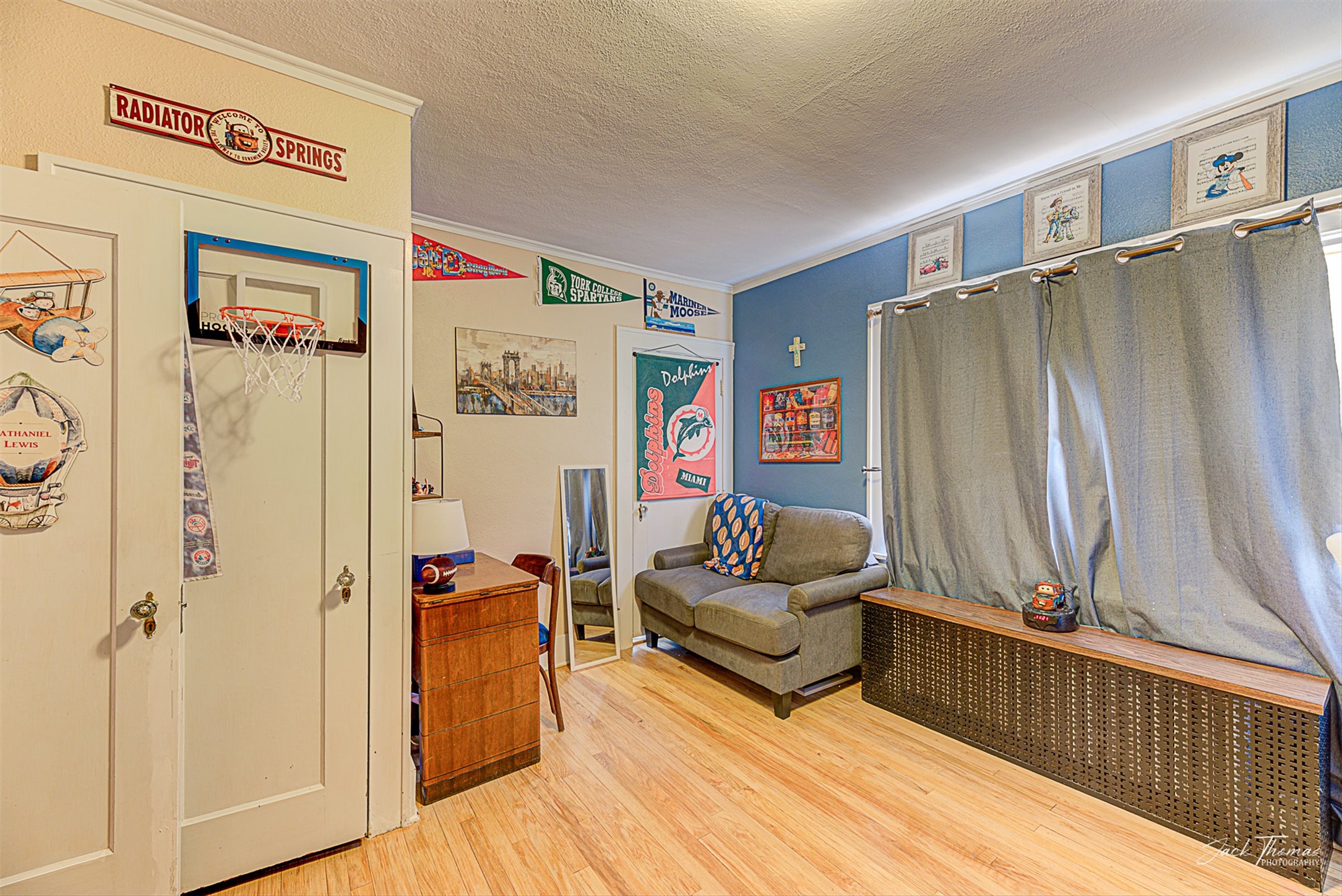 937 11th Avenue Property Photo 22
