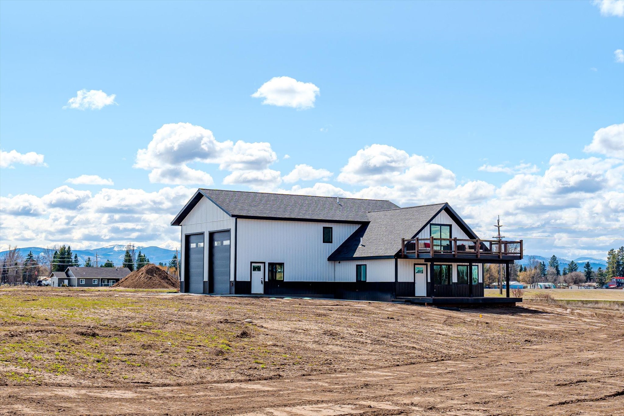 112 Freedom Way Property Photo 11