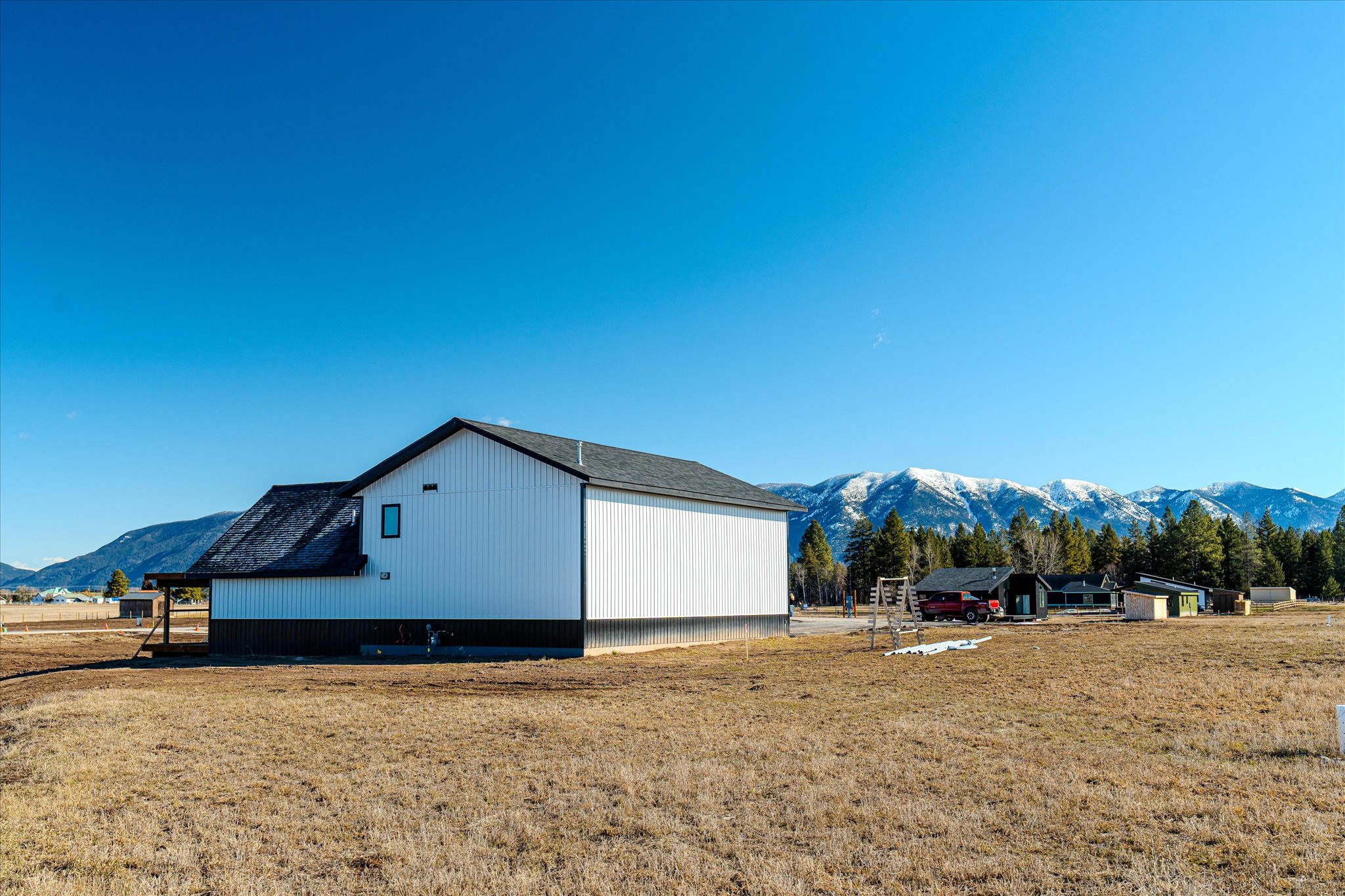 112 Freedom Way Property Photo 12