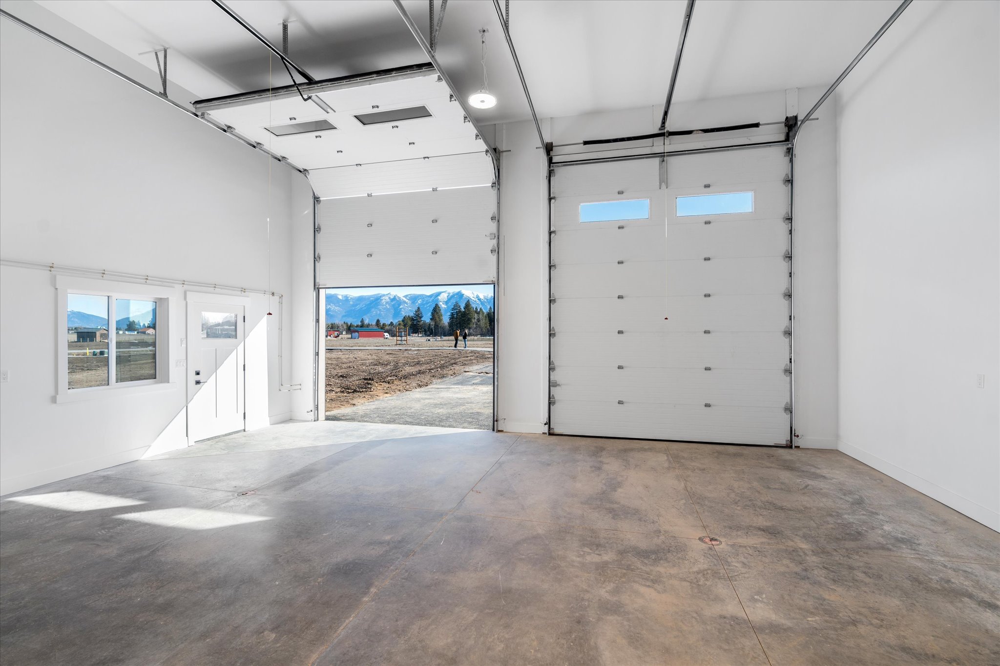 112 Freedom Way Property Photo 16