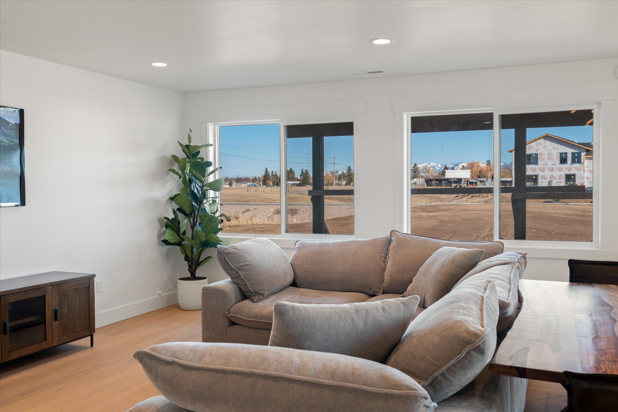 112 Freedom Way Property Photo 24