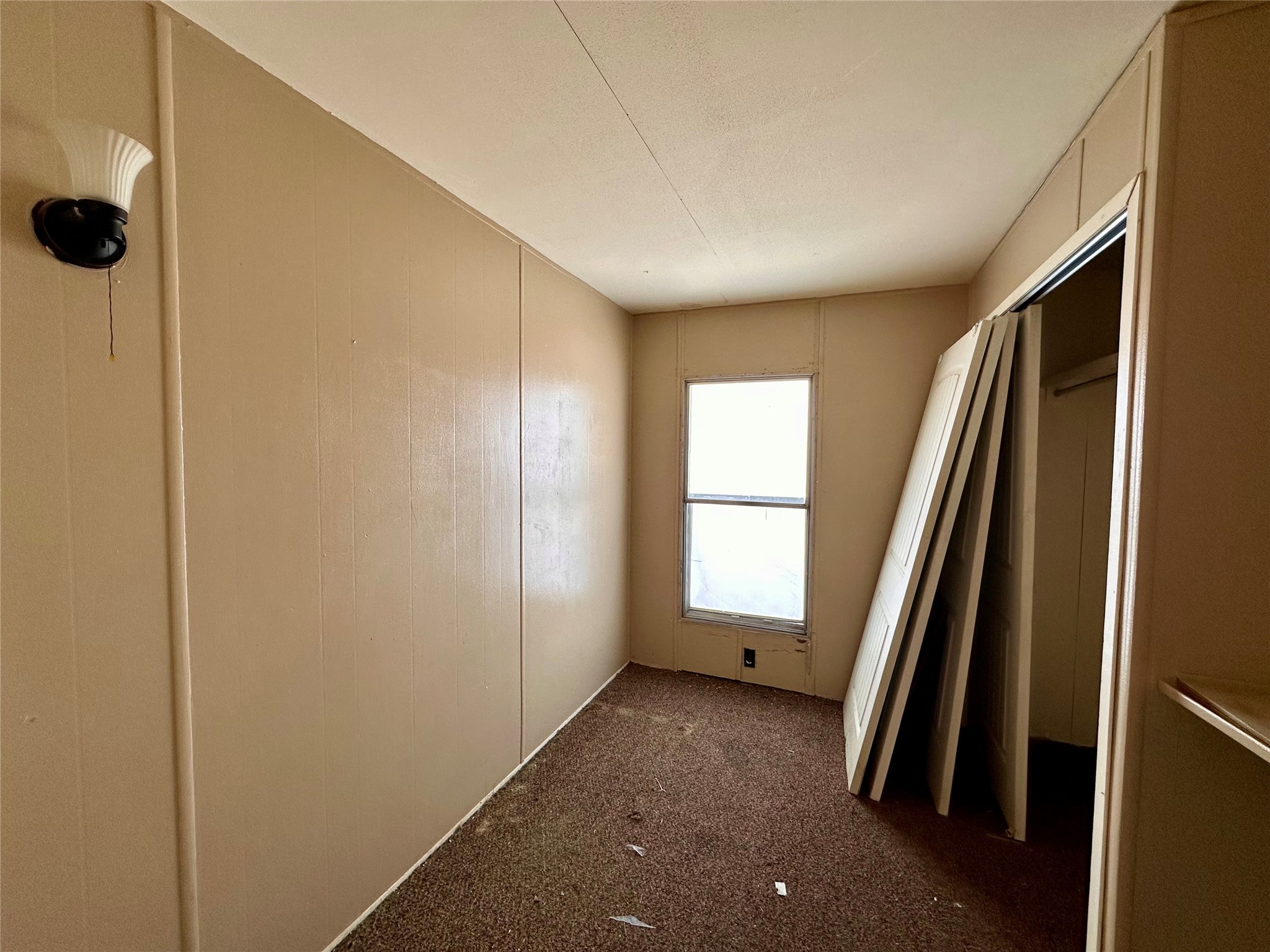 424 W Missouri Avenue Property Photo 8