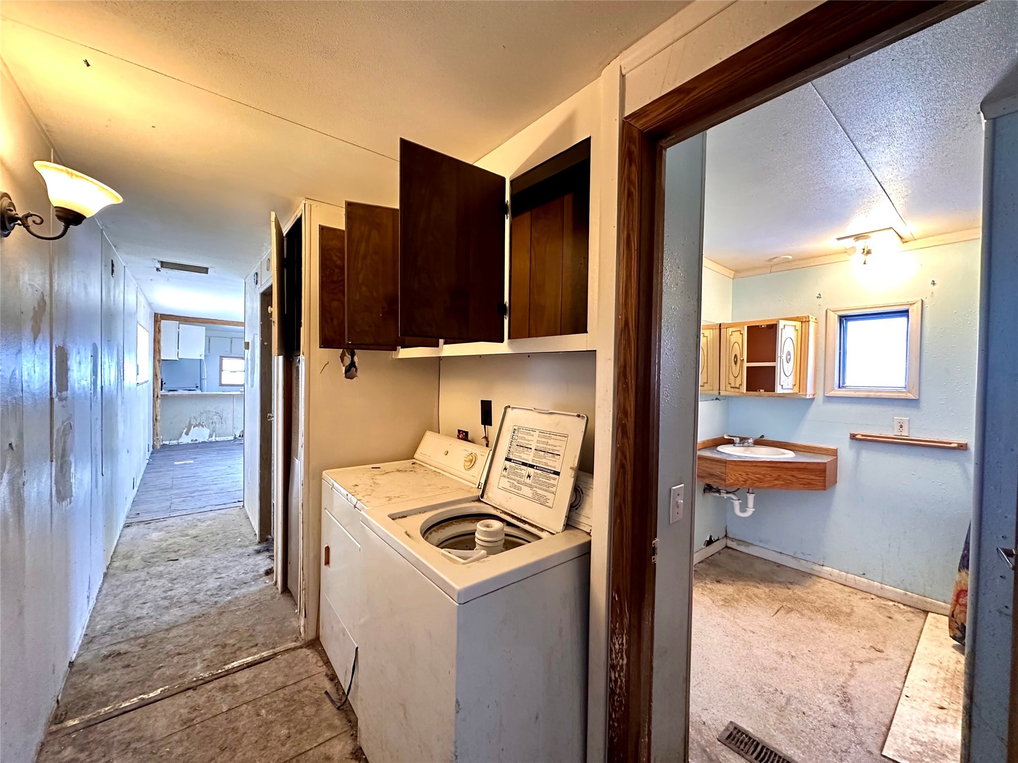 424 W Missouri Avenue Property Photo 10