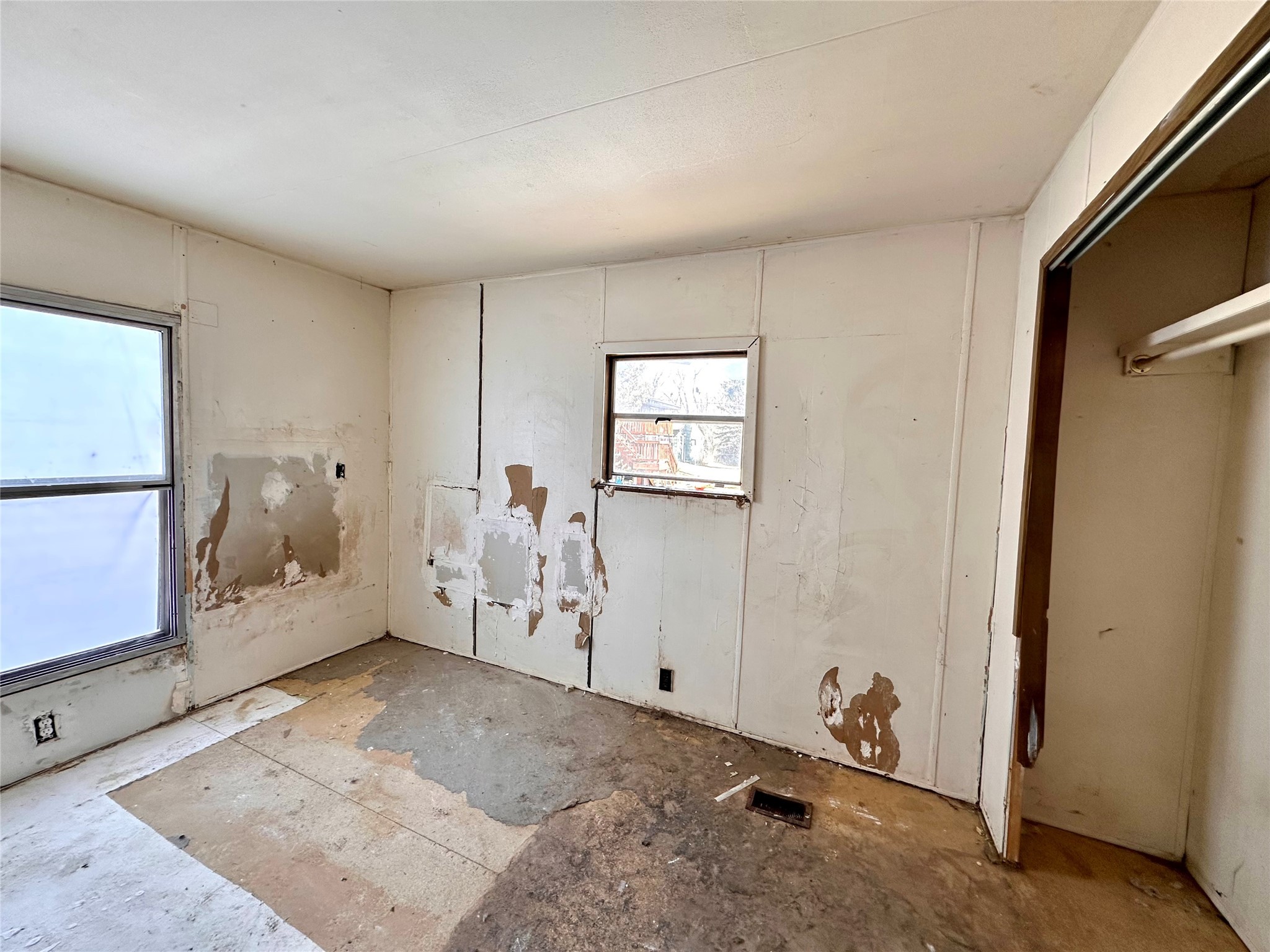 424 W Missouri Avenue Property Photo 12