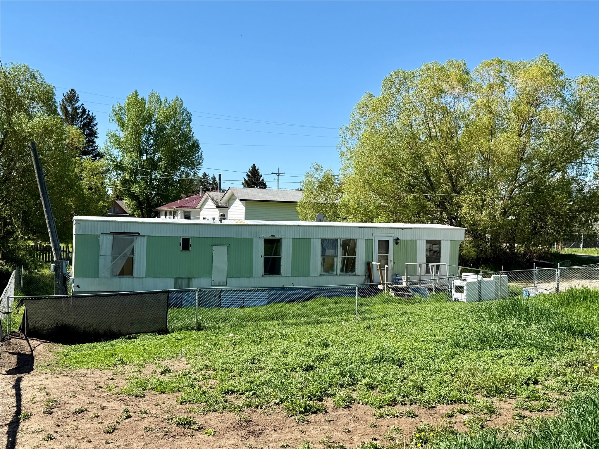 424 W Missouri Avenue Property Photo 14