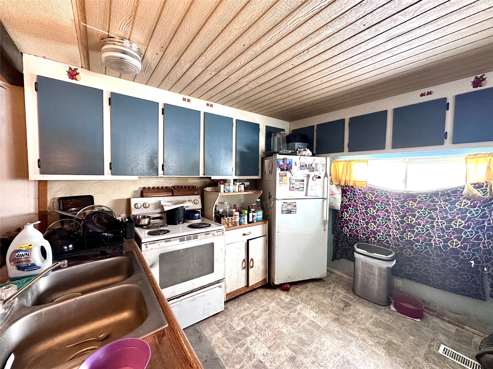 424 W Missouri Avenue Property Photo 18