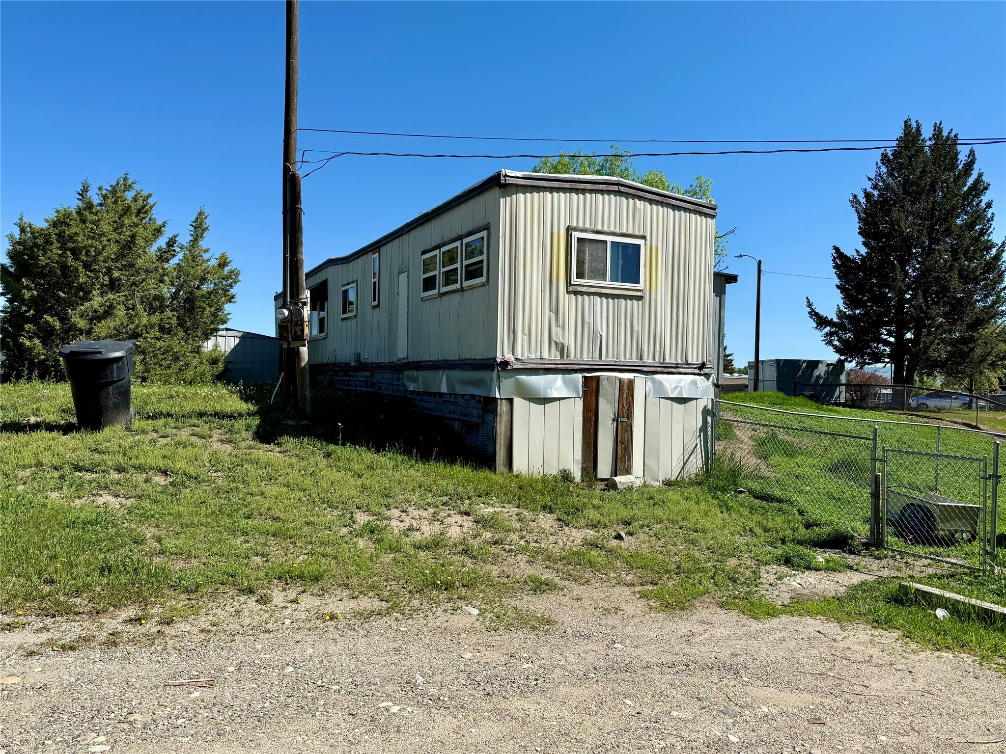 424 W Missouri Avenue Property Photo 23