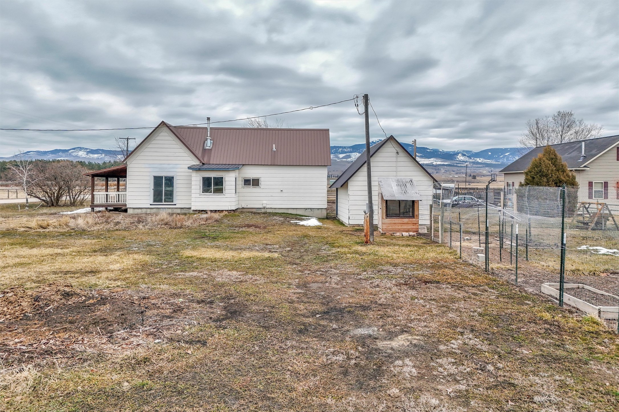 321 Popham Lane Property Photo 11
