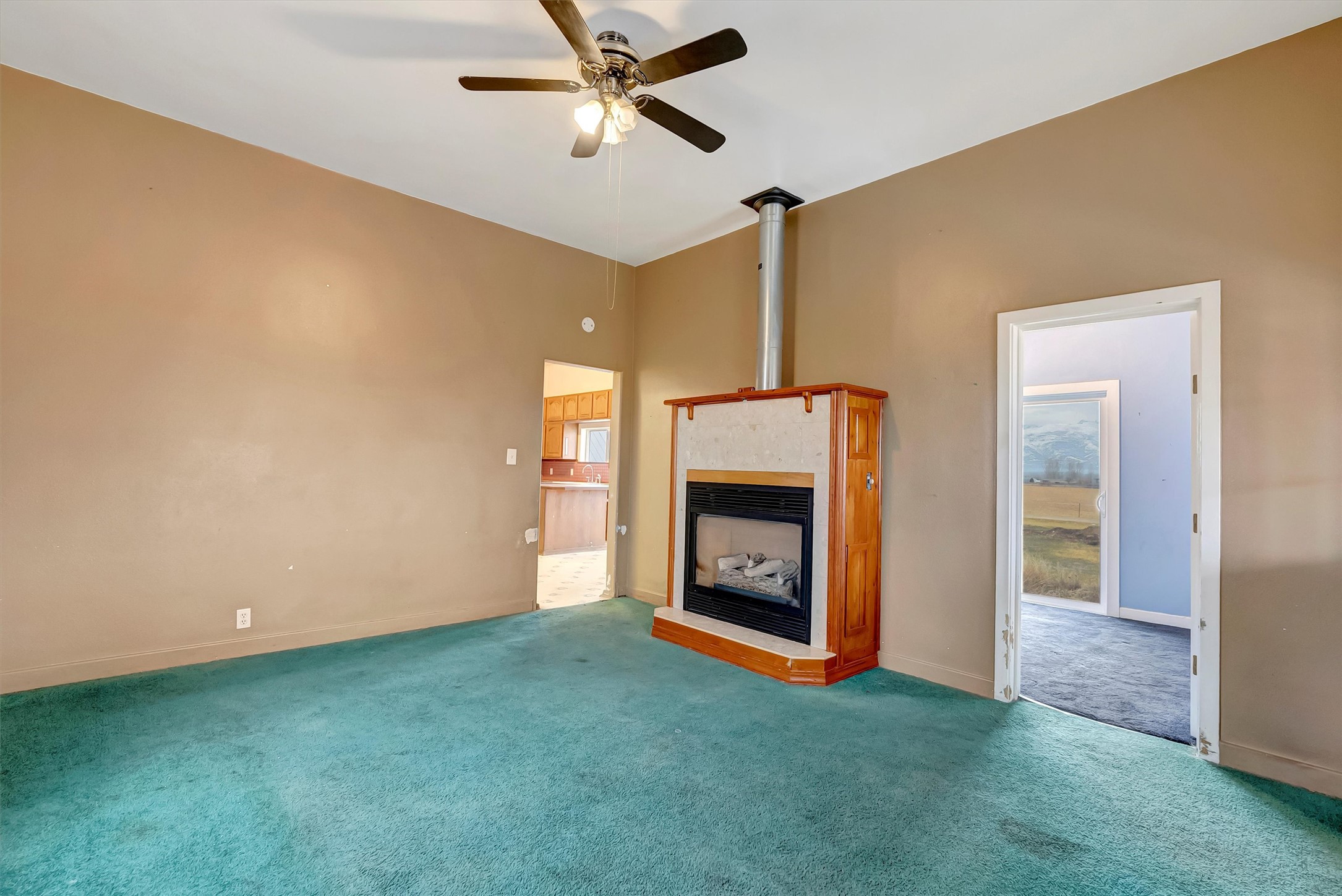 321 Popham Lane Property Photo 24