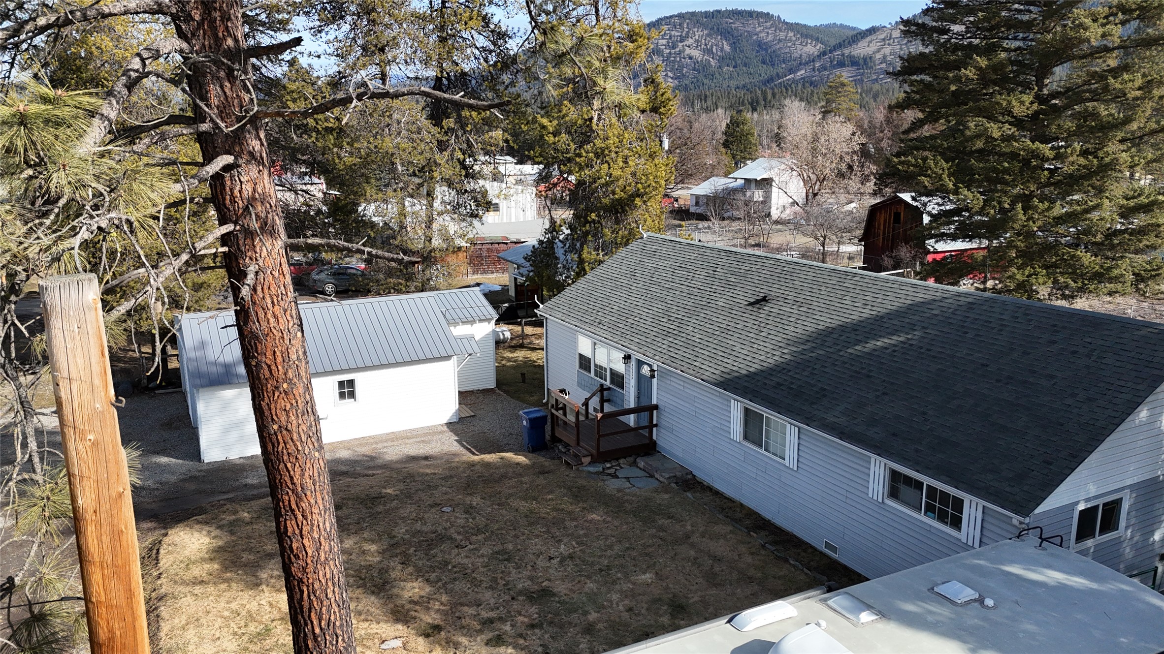 36553 Us Highway 2 Property Photo 5