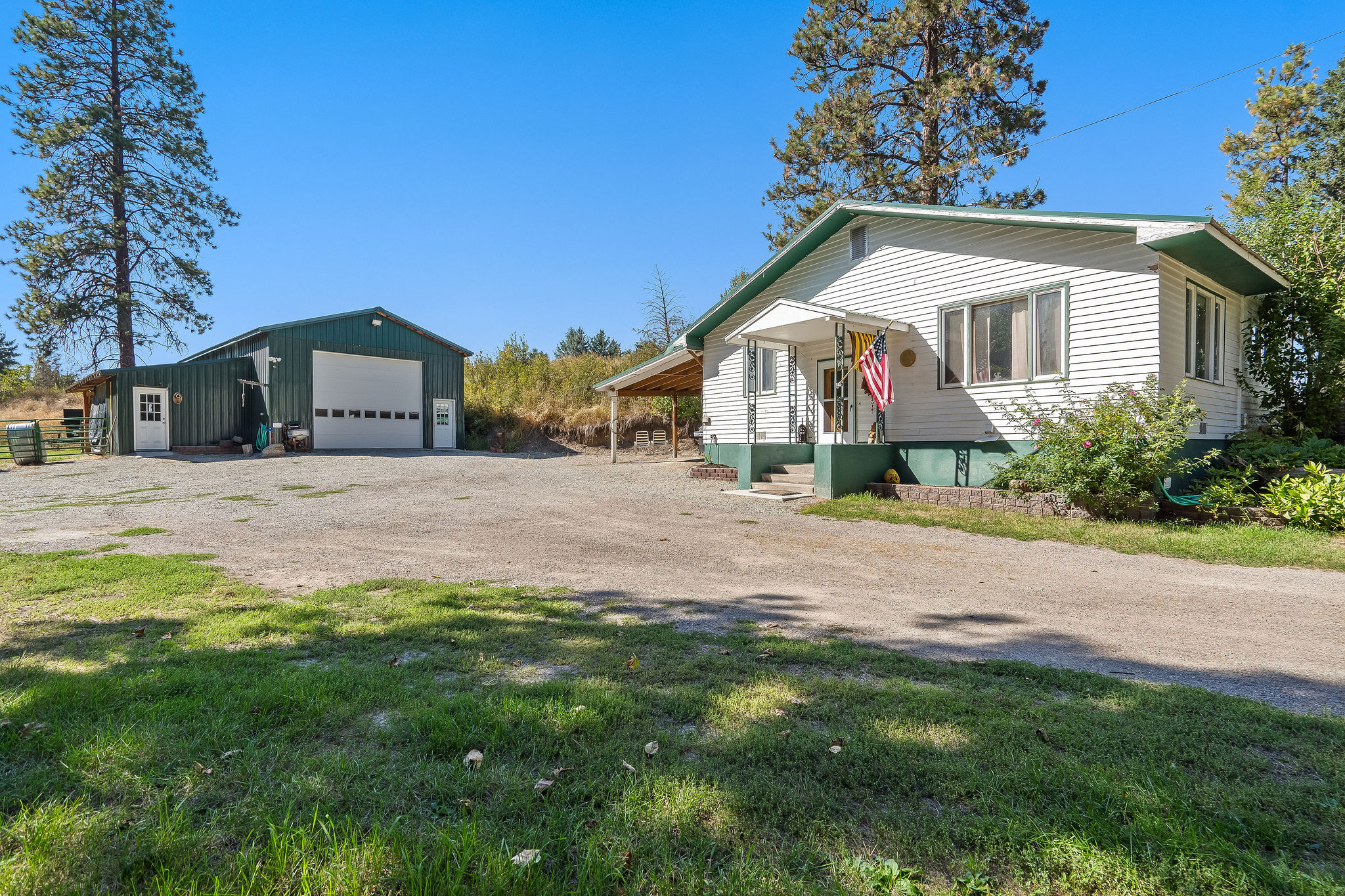 20 West Valley Drive Property Photo 3
