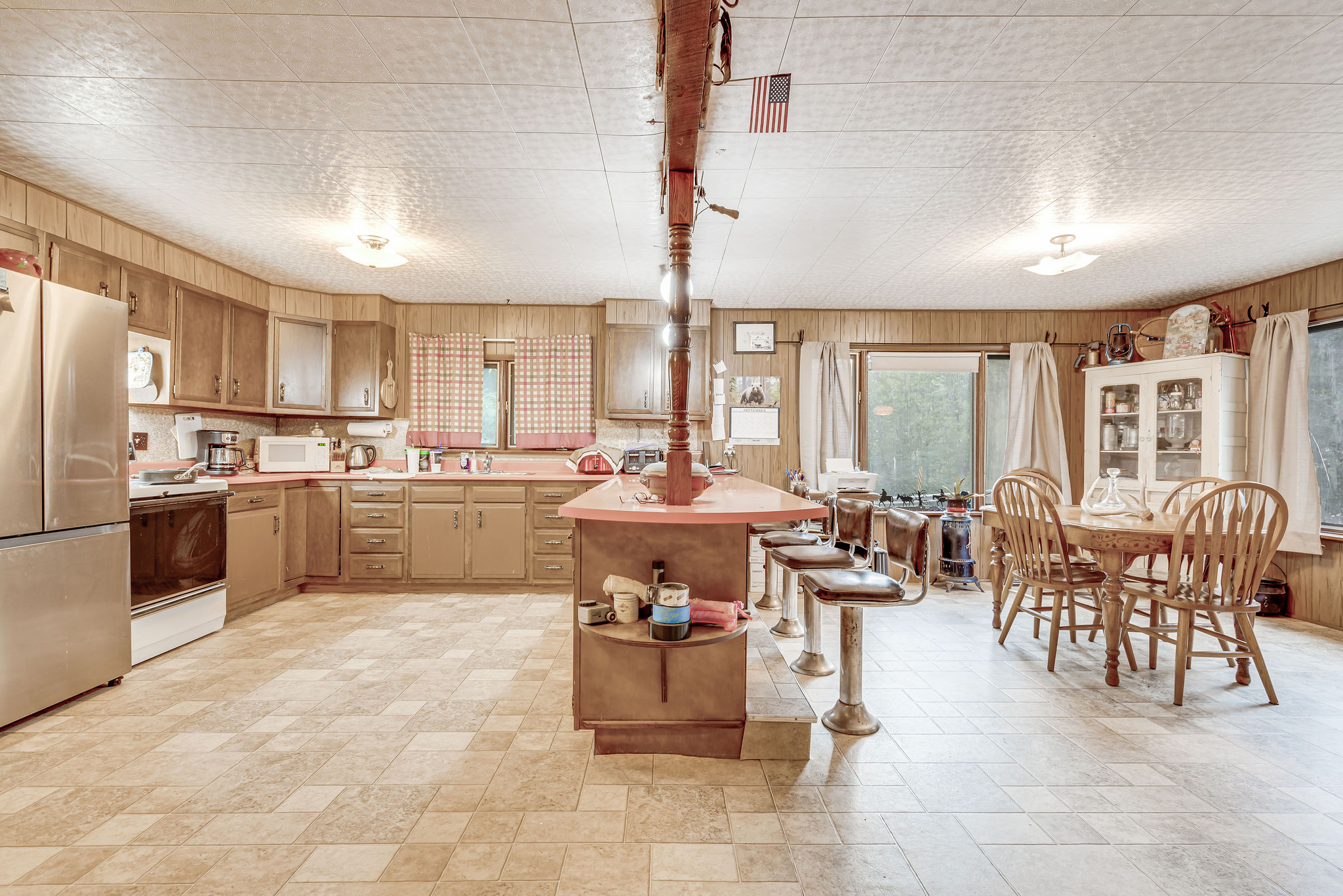 20 West Valley Drive Property Photo 13