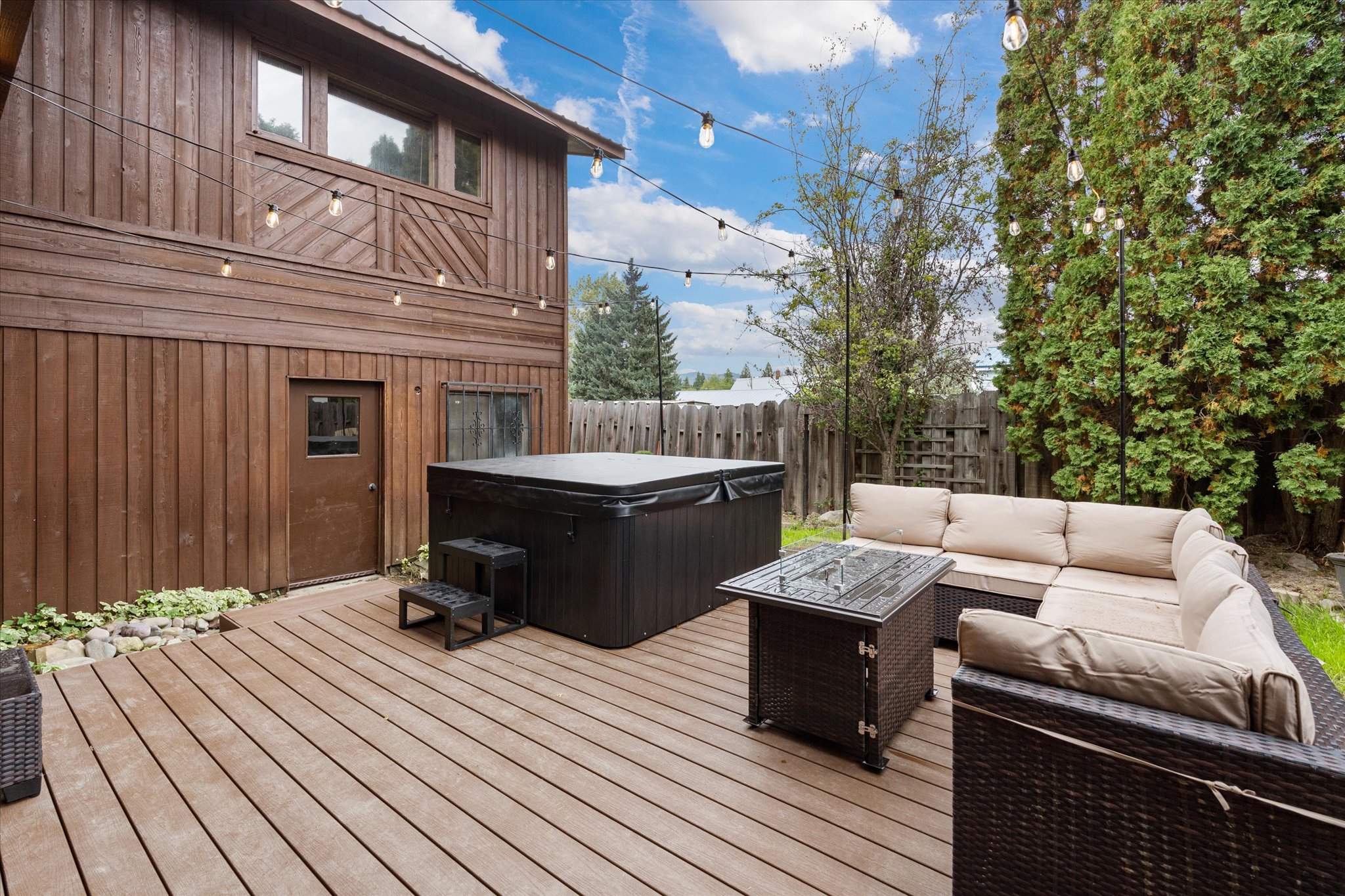 Coram Real Estate Listings Main Image