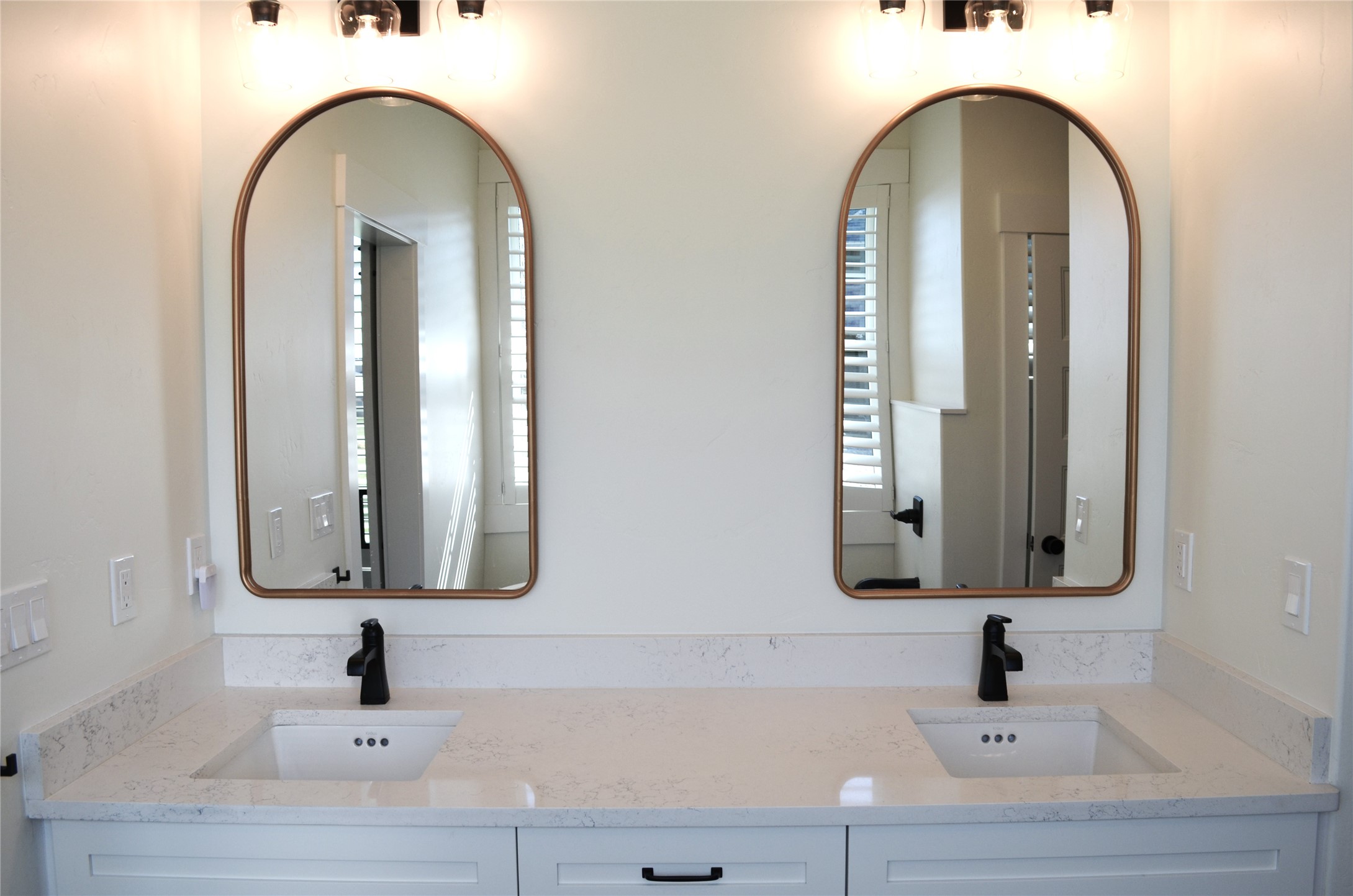 1228 Quail Ridge Drive Property Photo 15