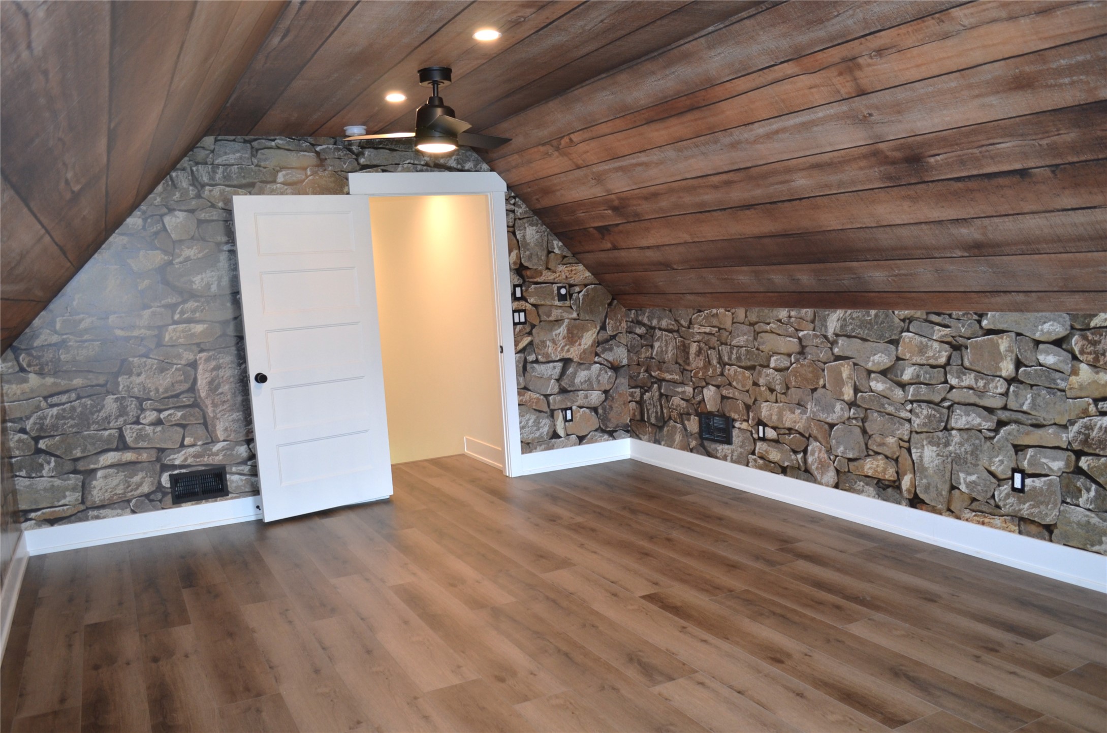 1228 Quail Ridge Drive Property Photo 29