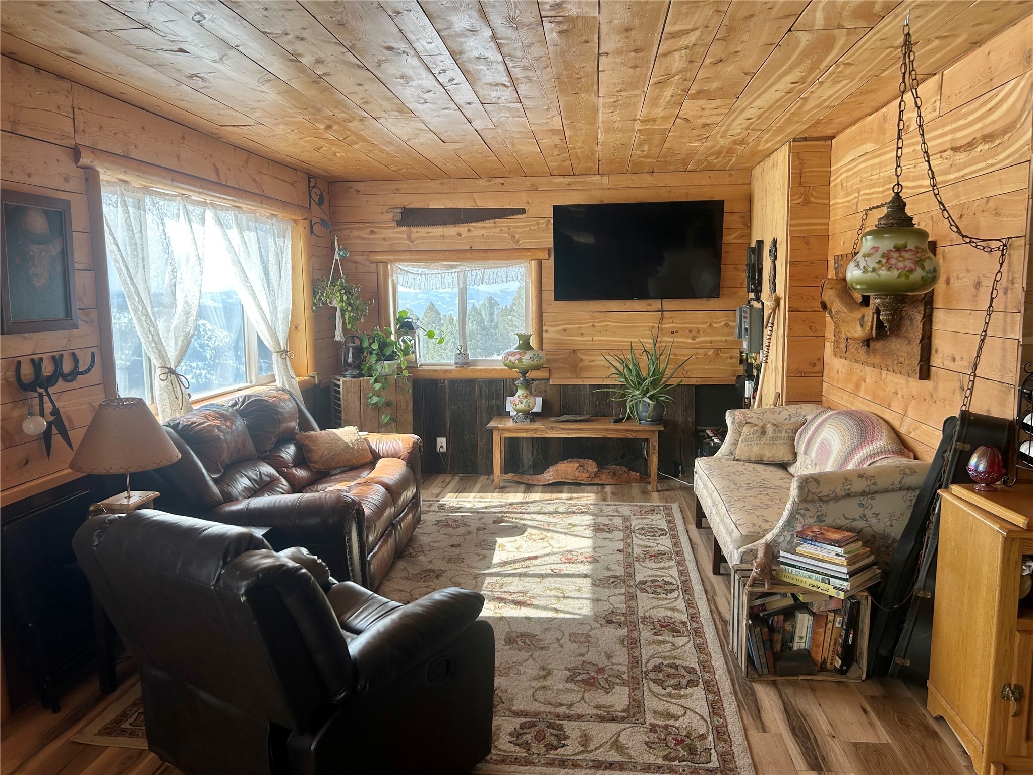 3858 Westridge Road Property Photo 7