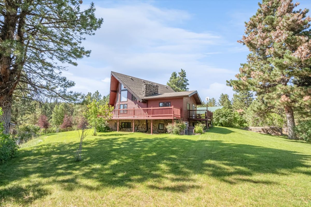 90 Rock Ridge Drive Property Photo 3
