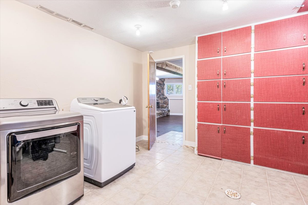 90 Rock Ridge Drive Property Photo 33