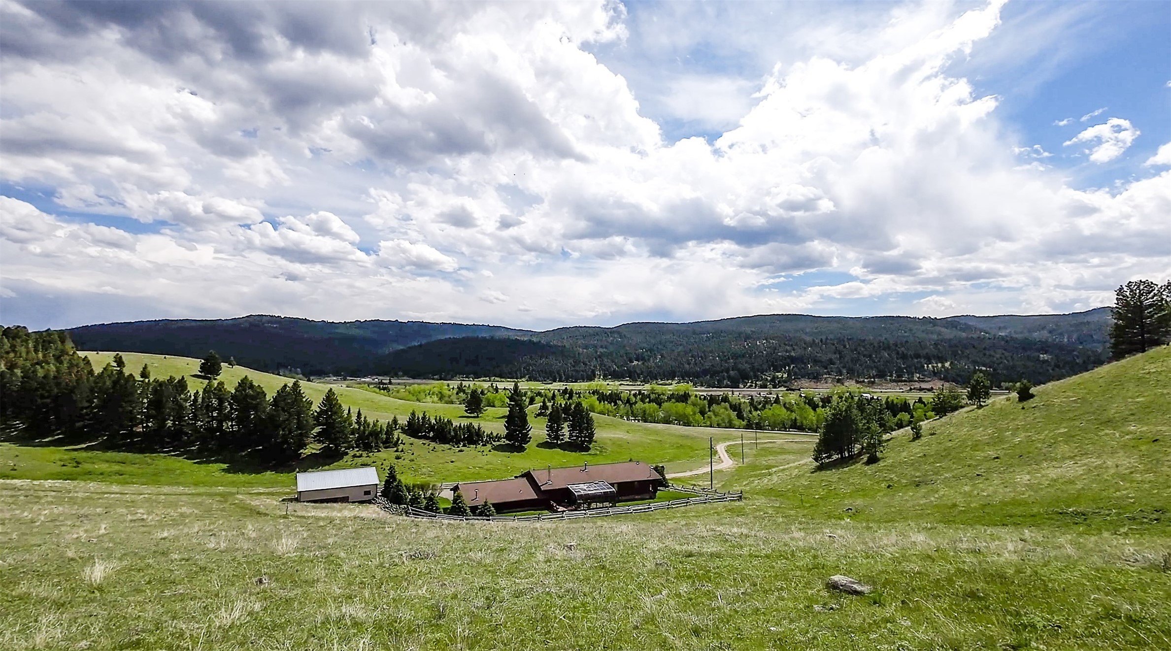 742 W Old Mullan Trail Property Photo 4