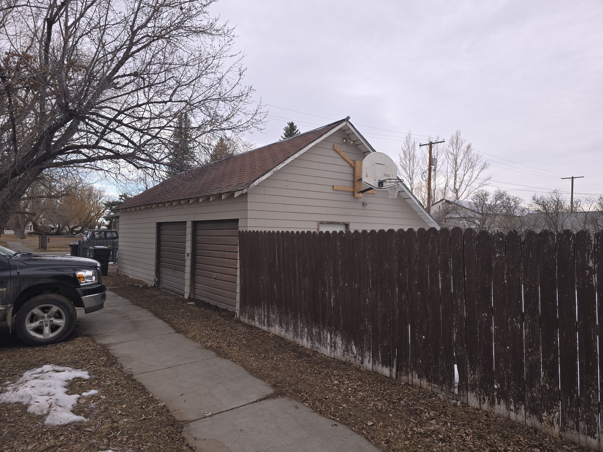 12 7th Avenue Nw Property Photo 4