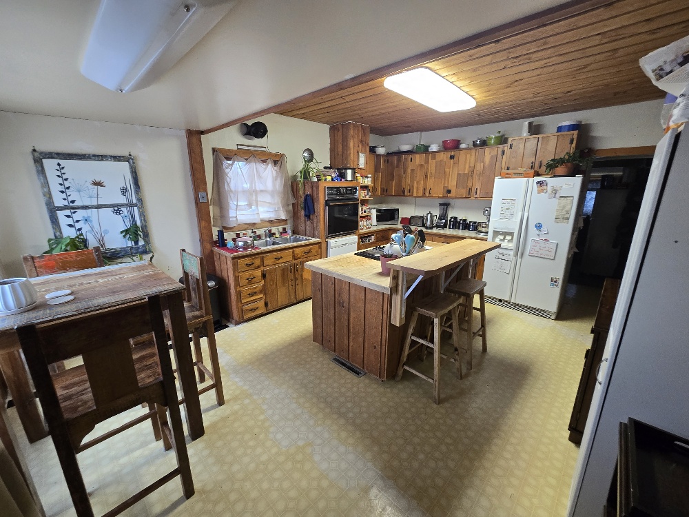 12 7th Avenue Nw Property Photo 5