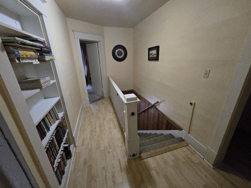 12 7th Avenue Nw Property Photo 17