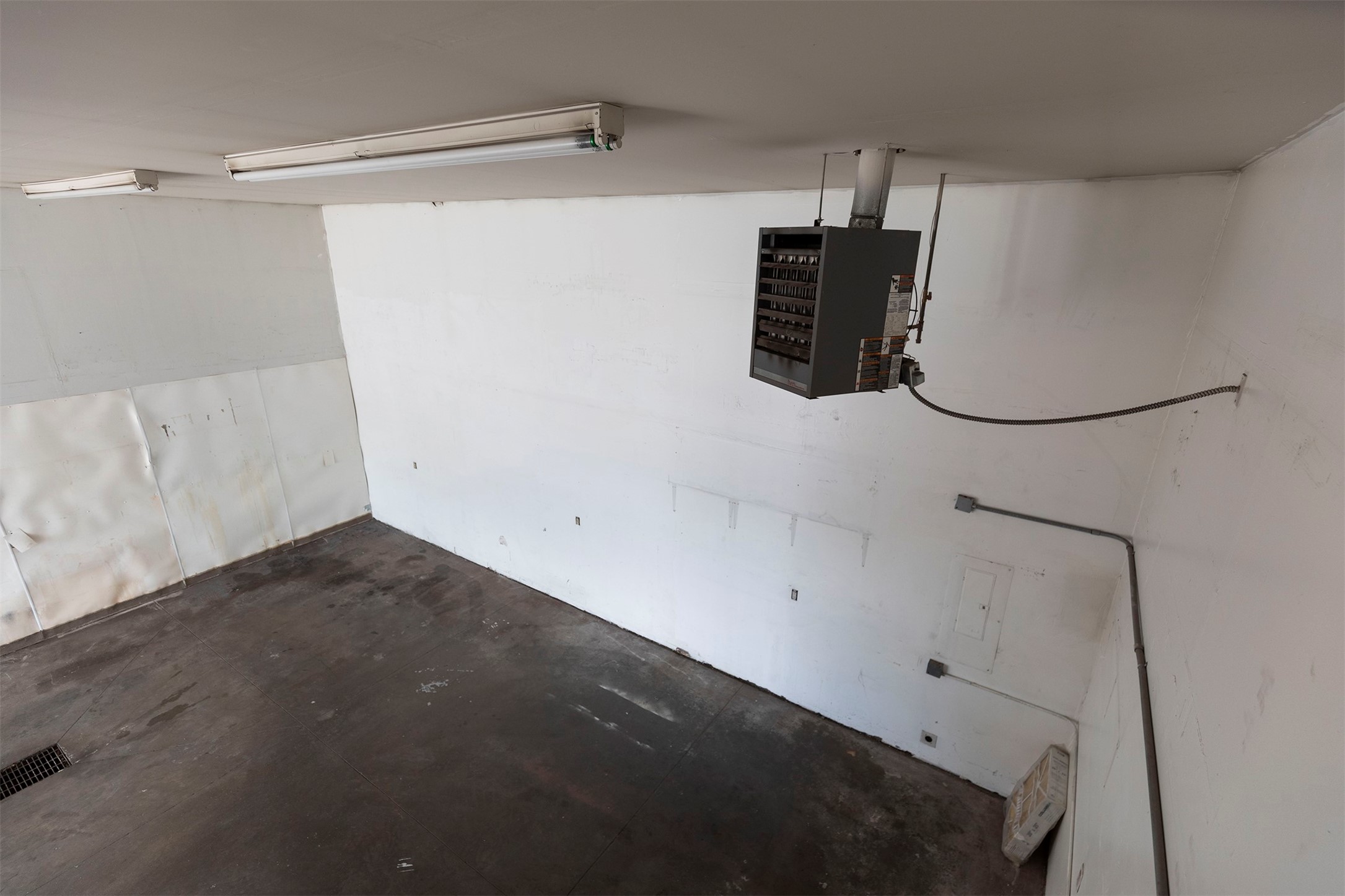 2591 Industry Street C Property Photo 13