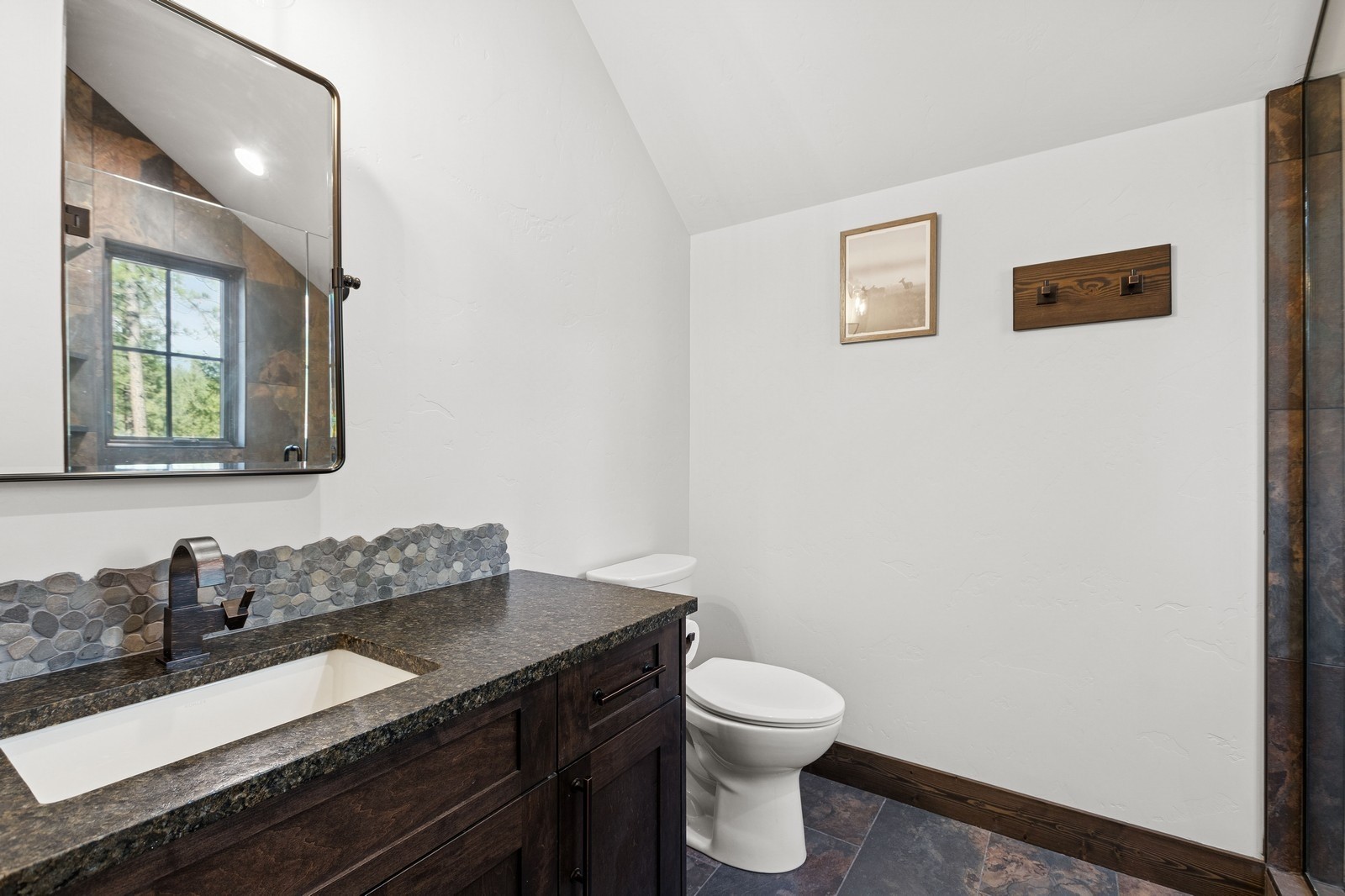 30 Boulder Lane Property Photo 26