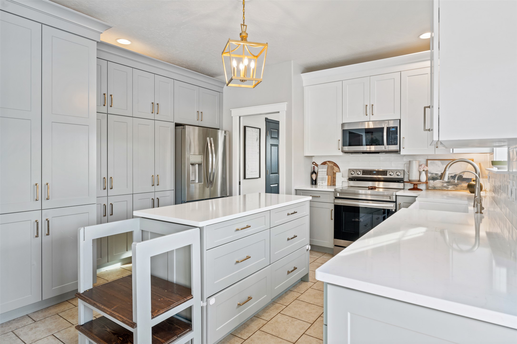 5331 Fiddler Court Property Photo 7