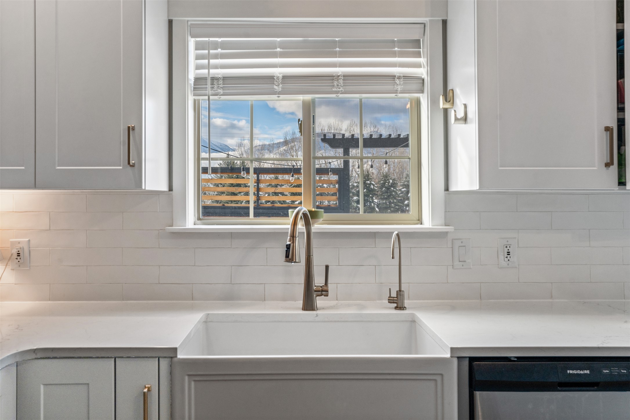 5331 Fiddler Court Property Photo 8