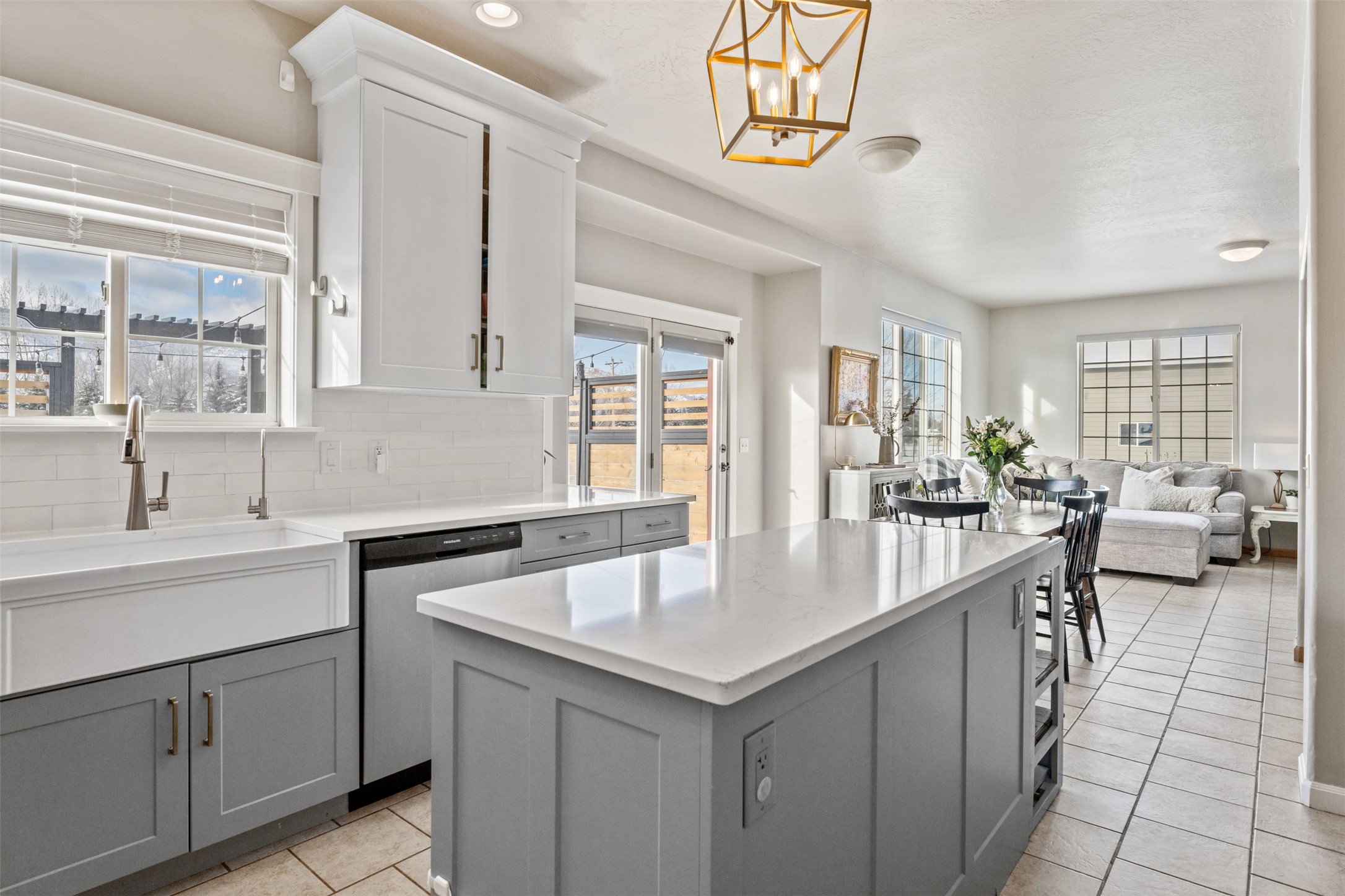 5331 Fiddler Court Property Photo 9