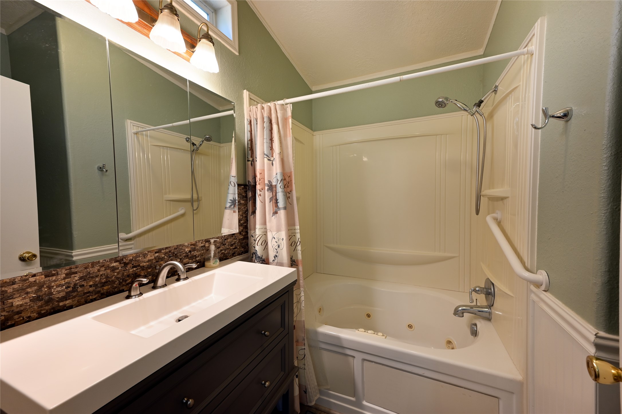 32 Lone Wolf Lane Property Photo 36