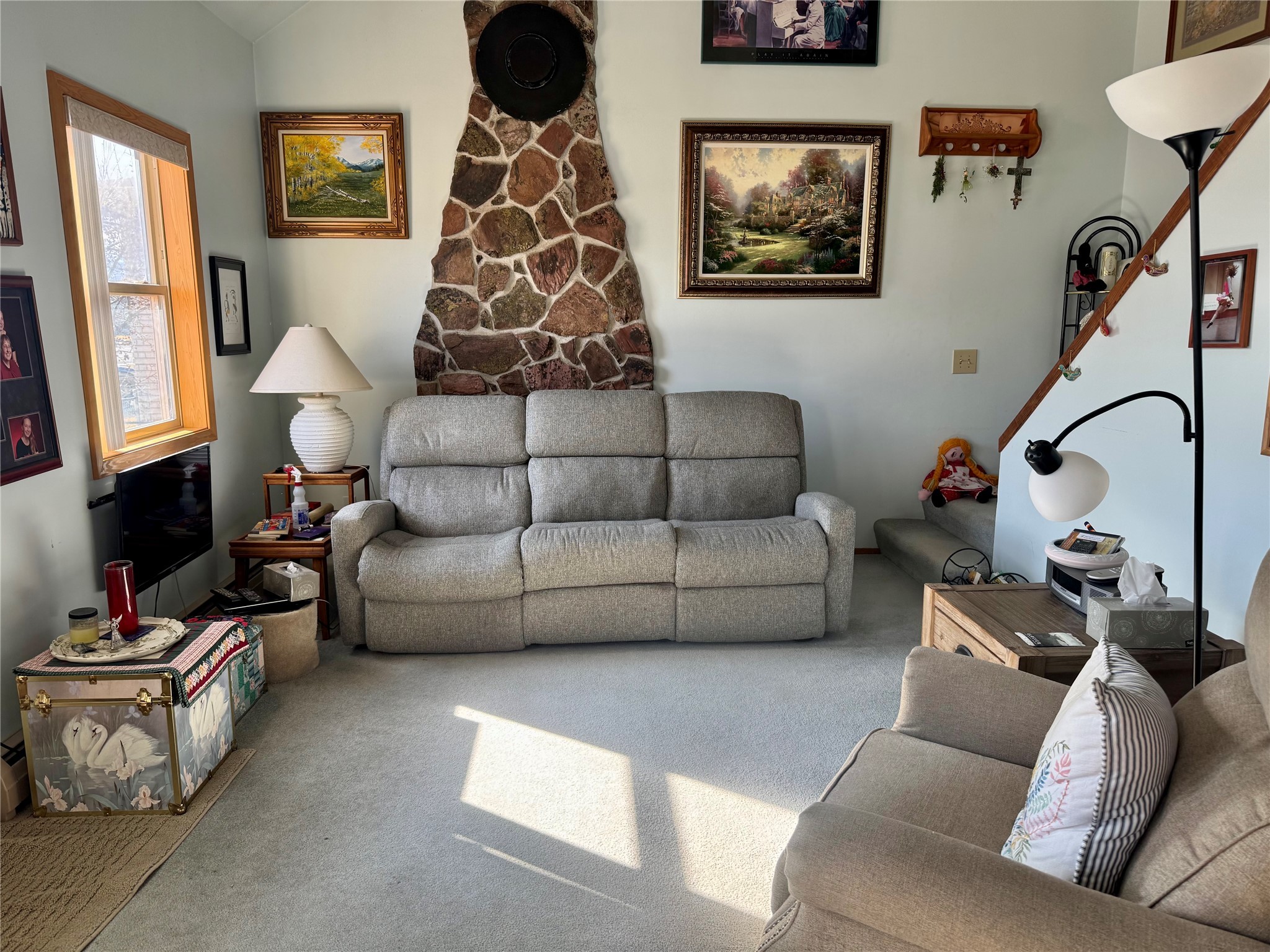 504 E Riggs Street Property Photo 2