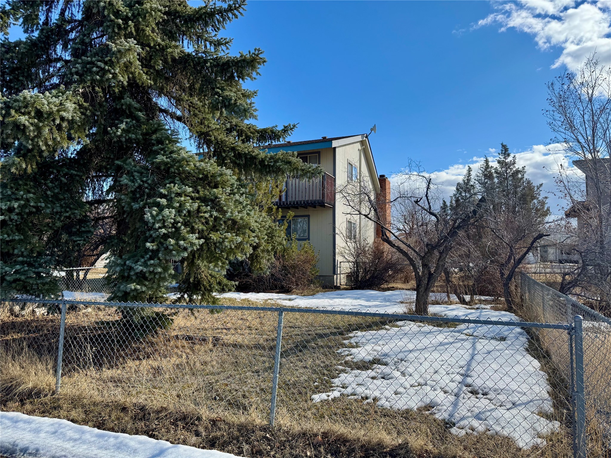 504 E Riggs Street Property Photo 35