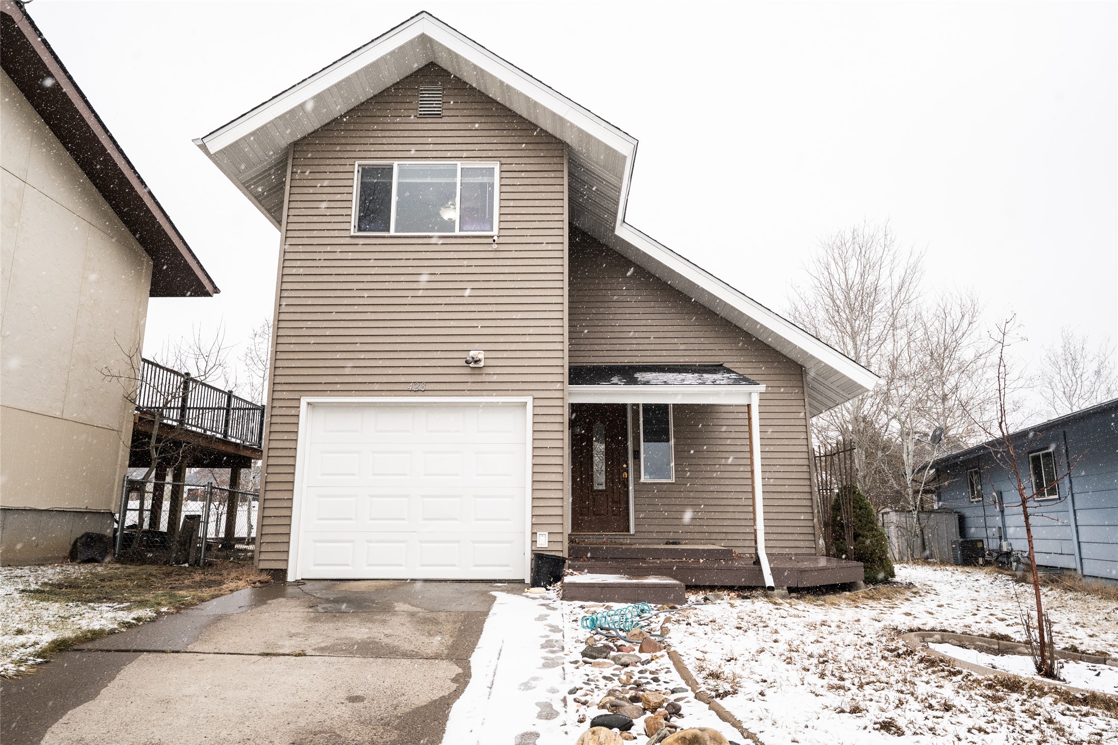 428 Deerfield Court Property Photo