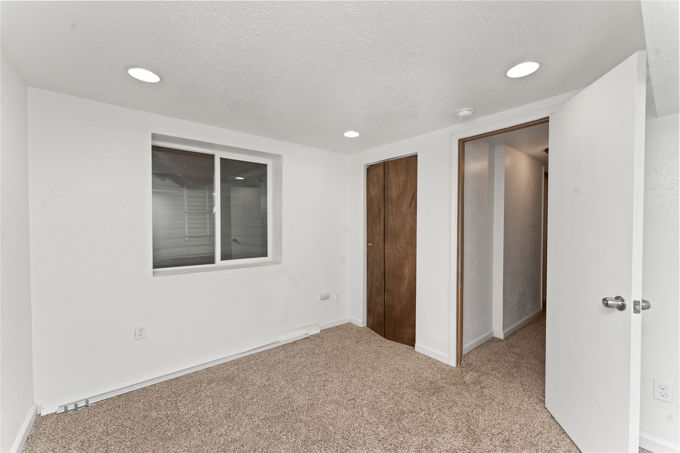 428 Deerfield Court Property Photo 2