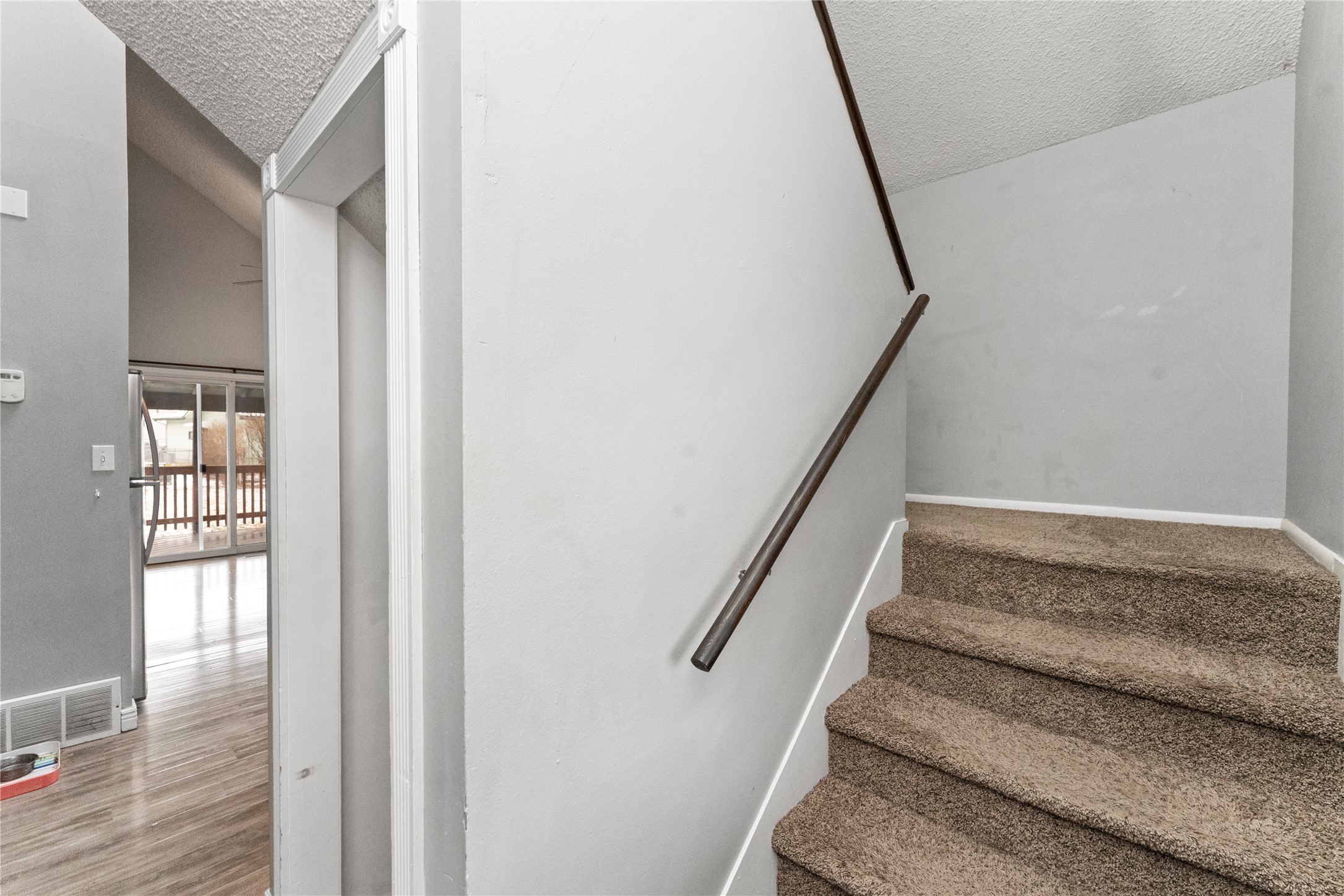428 Deerfield Court Property Photo 5