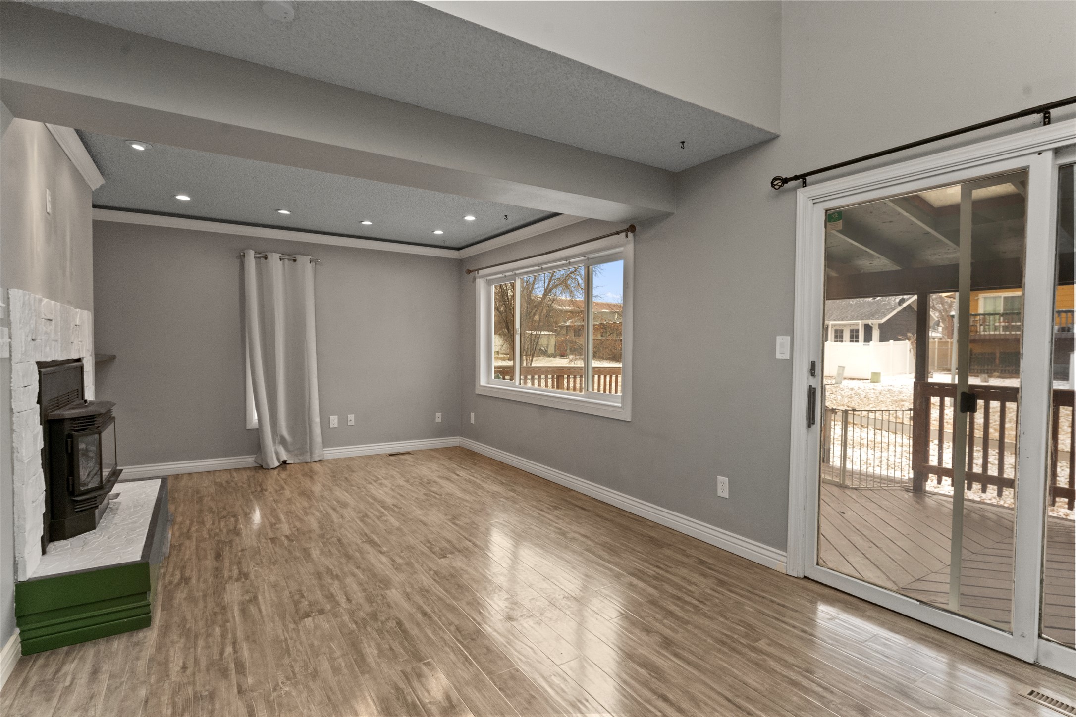 428 Deerfield Court Property Photo 8