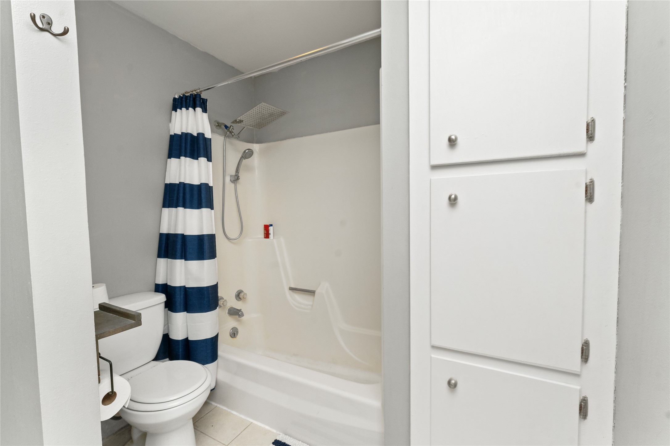 428 Deerfield Court Property Photo 12