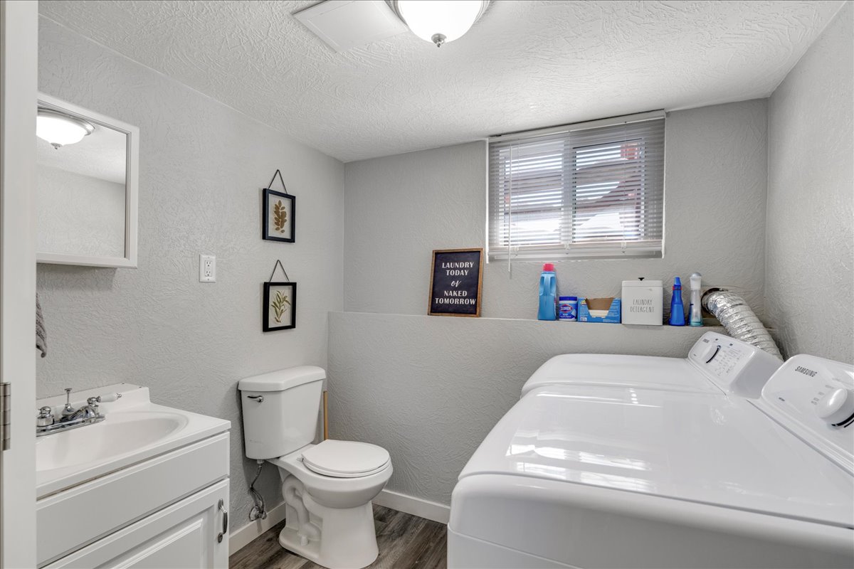 1100 E Fiesta Property Photo 27