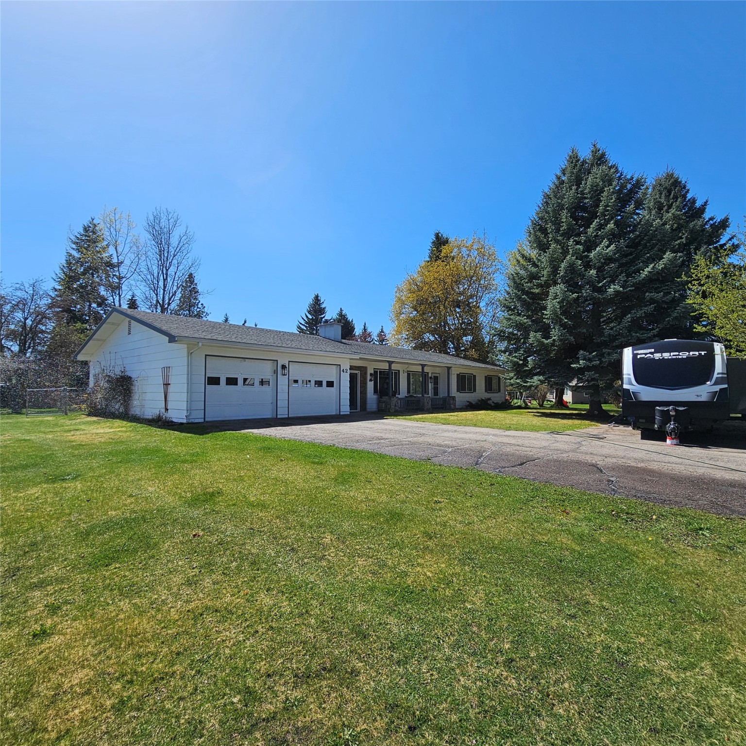 42 Panoramic Drive Property Photo 1
