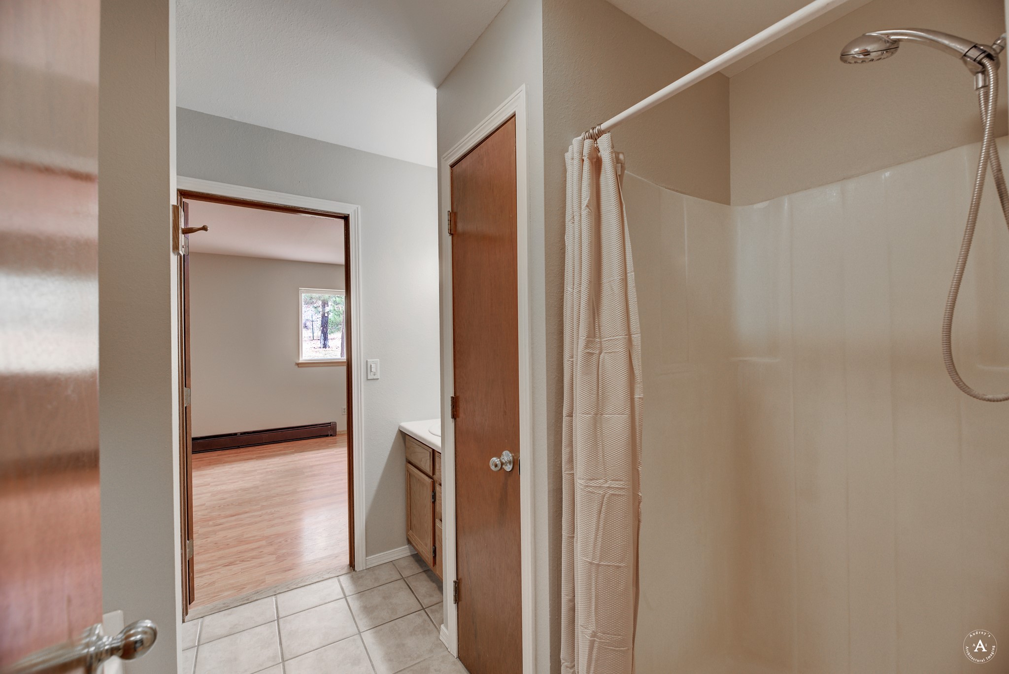 6520 Canyon Ferry Road Property Photo 17