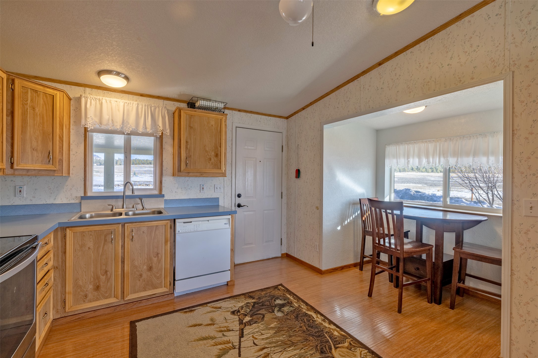 2830 Fantasy Road Property Photo 27