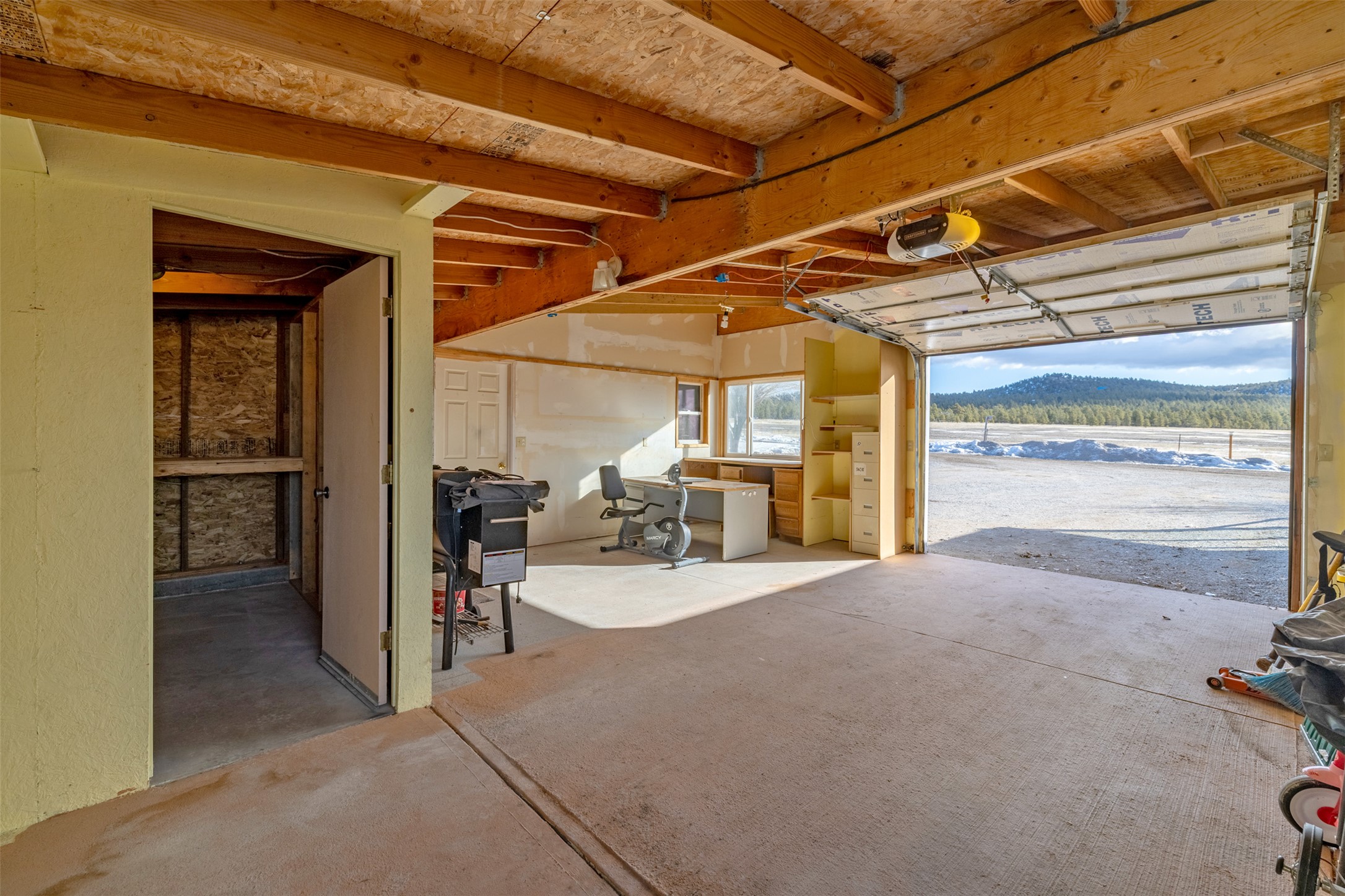2830 Fantasy Road Property Photo 44