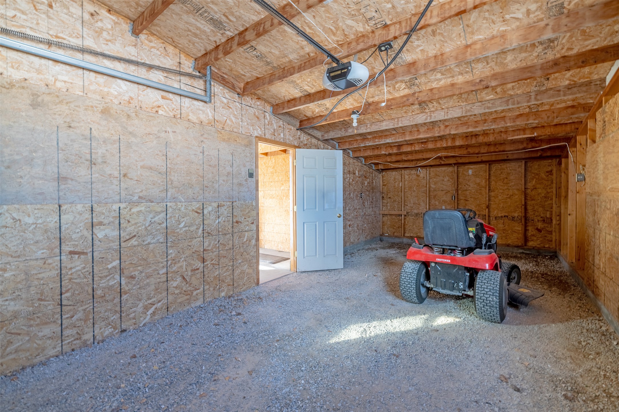 2830 Fantasy Road Property Photo 46