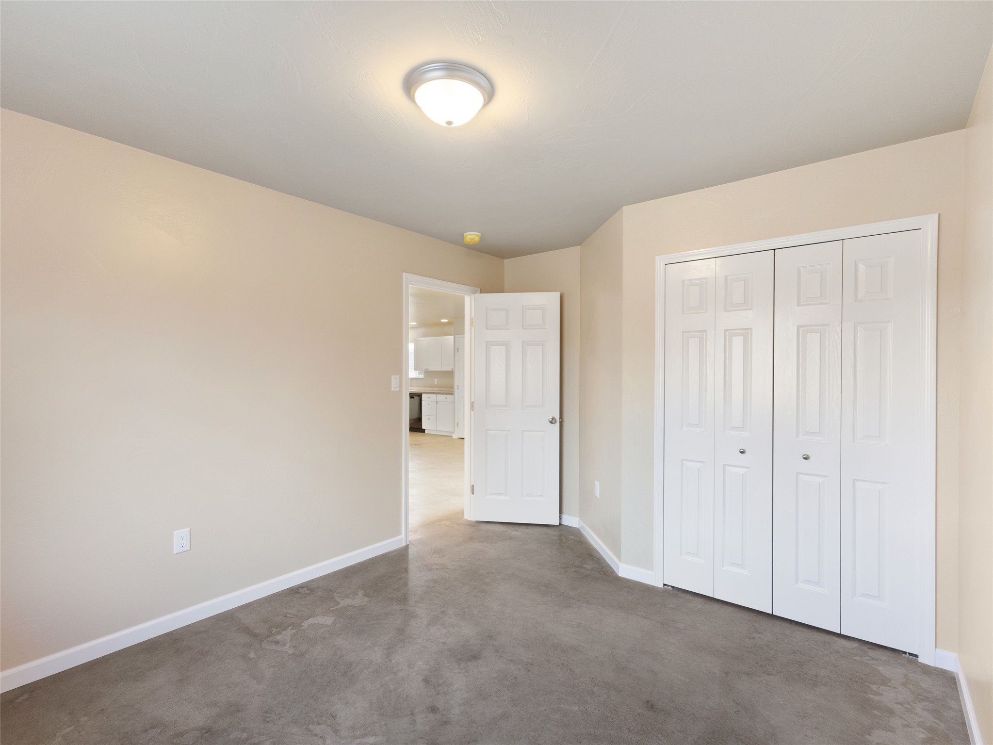 113 Washington Street Property Photo 22