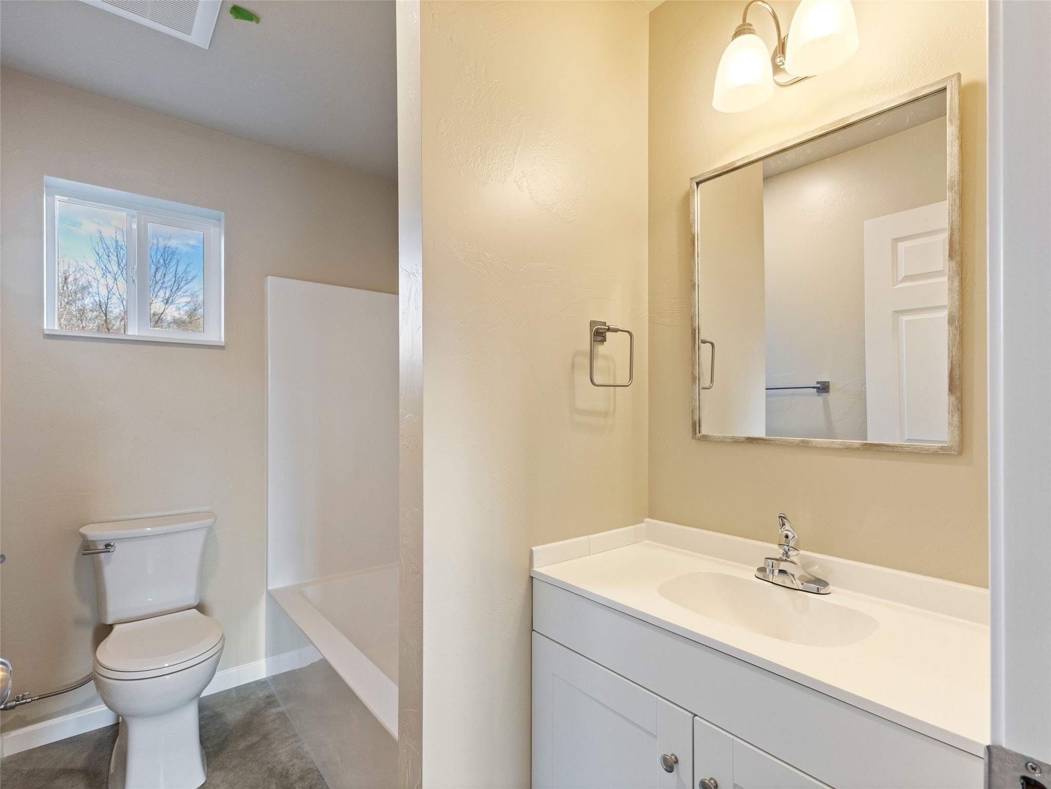 113 Washington Street Property Photo 24