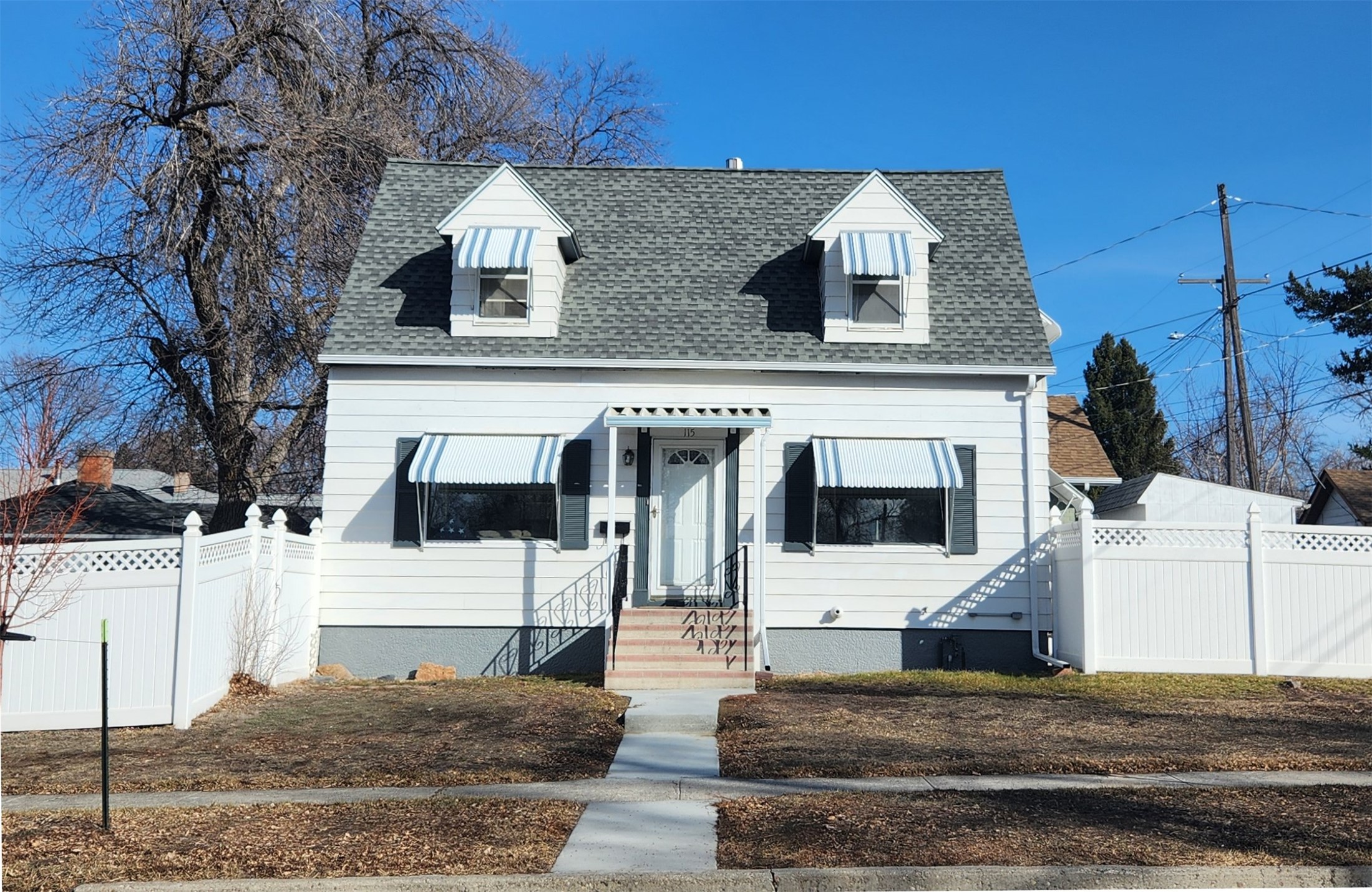 115 27th Street N Property Photo