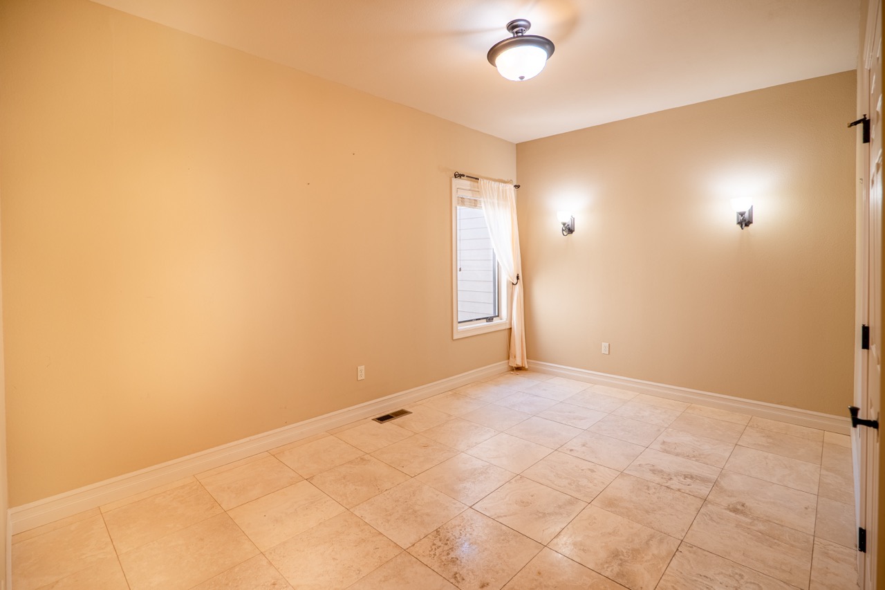 159 Fairway Boulevard Property Photo 12